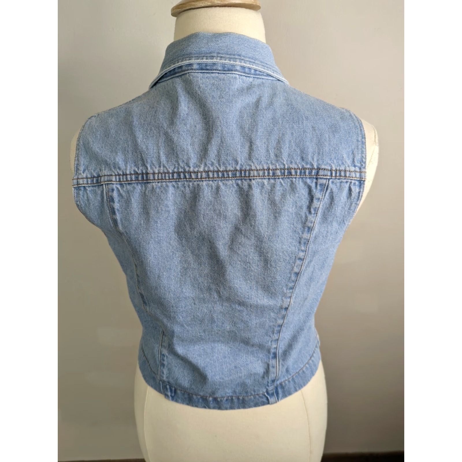 Faded Glory VINTAGE 90s Blue Jeans Denim Vest Women’s XL Trucker Jacket Denim Vest 90s V2J Vtg Logo plaid lining Buttons Jacket Casual Unisex Adults Blue Jeans Size 40" / US 18 - 5 Thumbnail