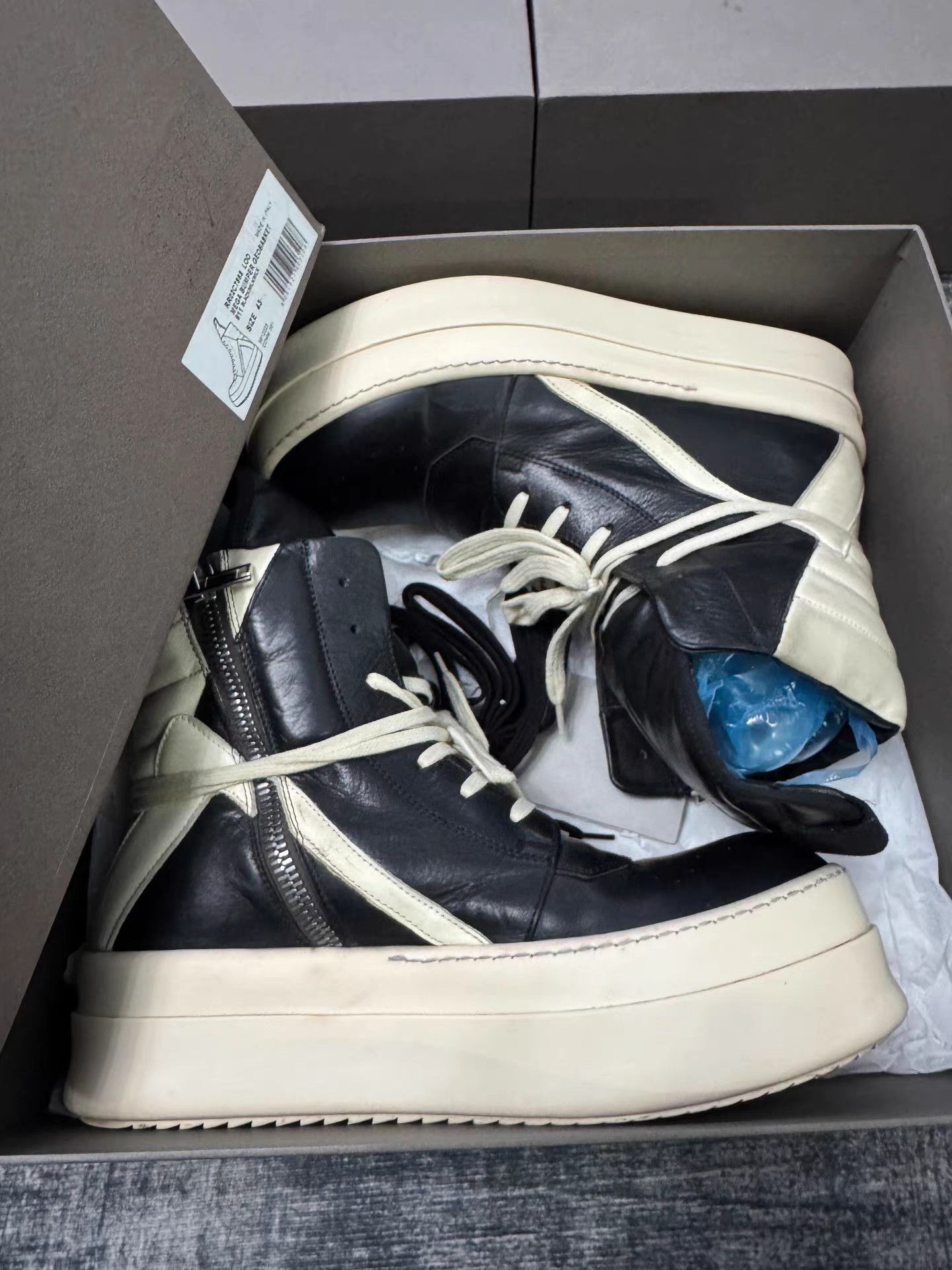 Rick Owens Rick Owens Mainline Thick Sole Triangle Sneakers Size US 10 / EU 43 - 8 Thumbnail