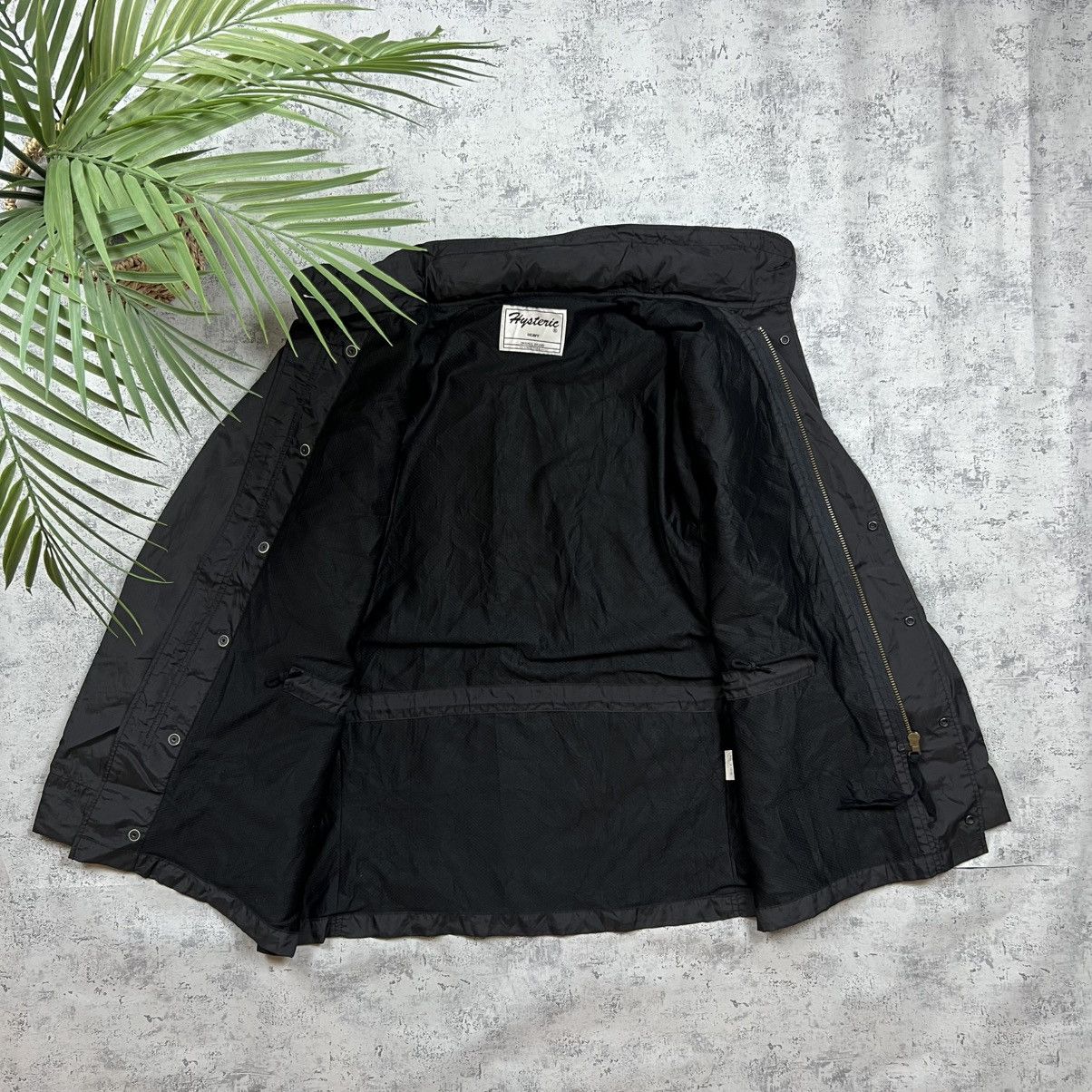 Hysteric Glamour 00s Hysteric Glamour Vintage Y2K Hooded Windbreaker Jacket Size US L / EU 52-54 / 3 - 10 Thumbnail