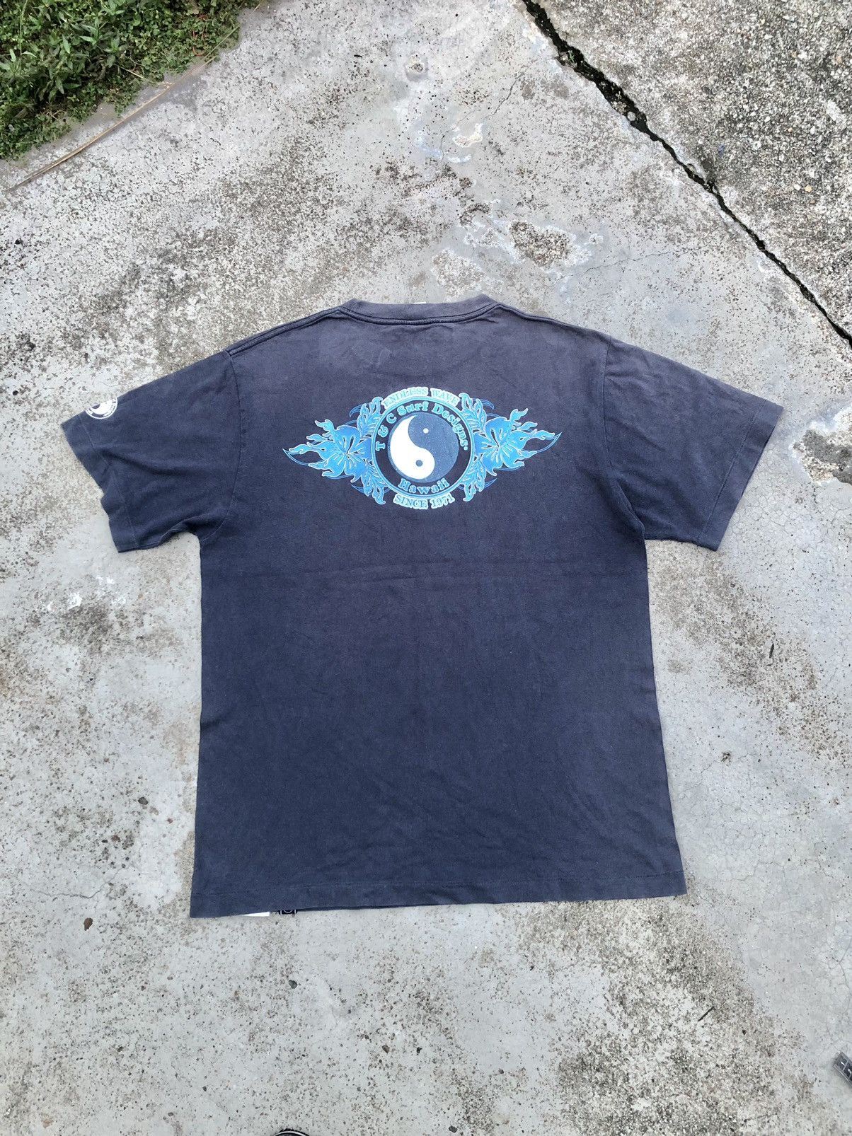 Vintage VINTAGE SUN FADED TOWN & COUNTRY SURF DESIGN TEE Size US M / EU 48-50 / 2 - 8 Thumbnail