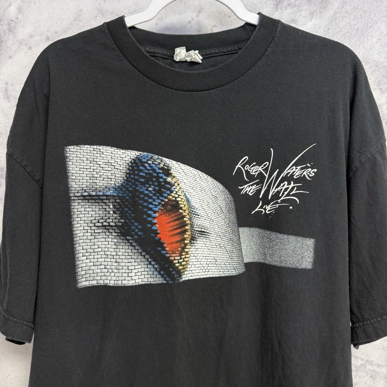 Roger Waters The Wall Live 2010 T Shirt Mens Size 2XL Band