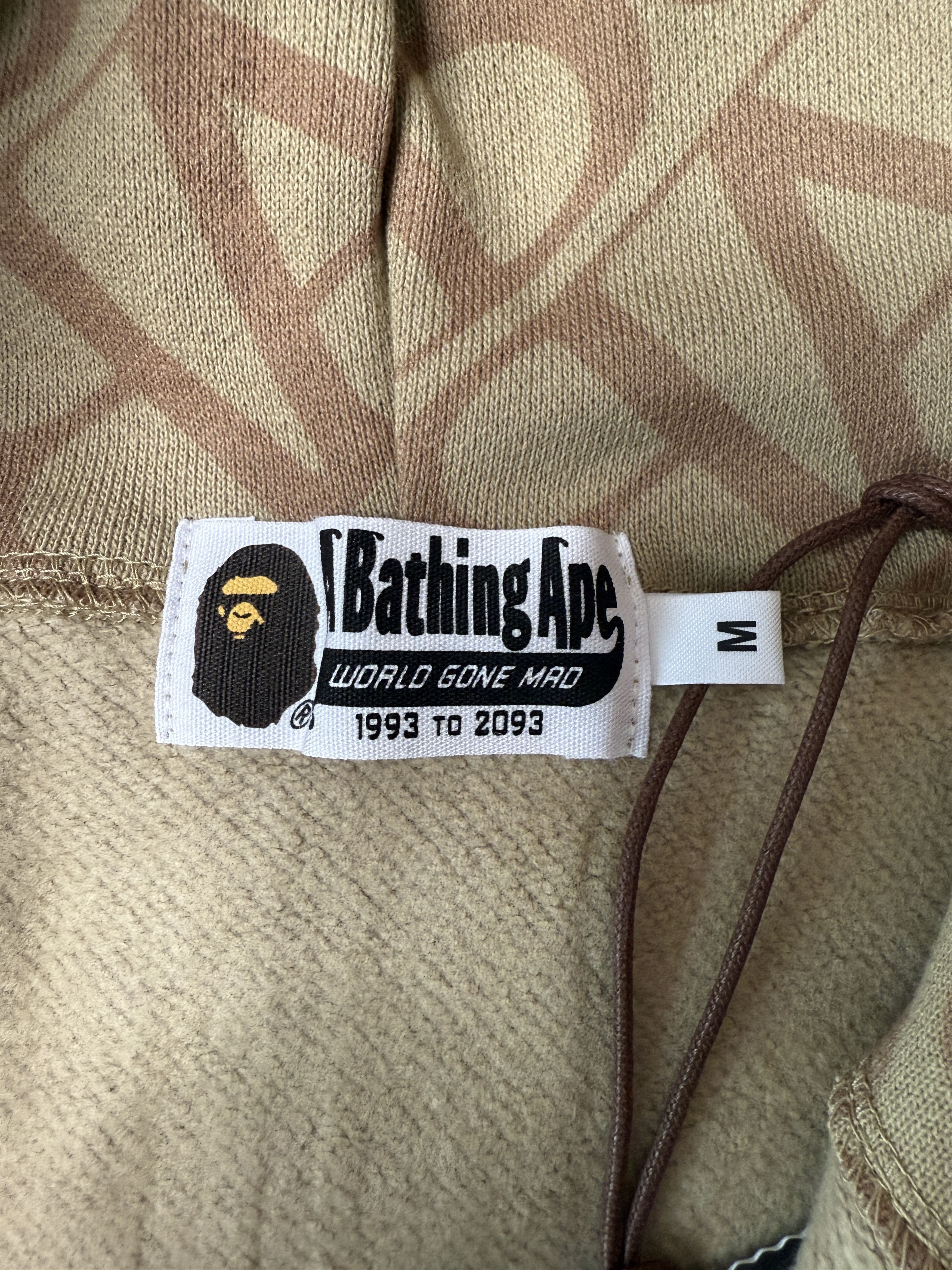 Bape SPORT MONOGRAM SHARK HOODIE Size US M / EU 48-50 / 2 - 15 Thumbnail