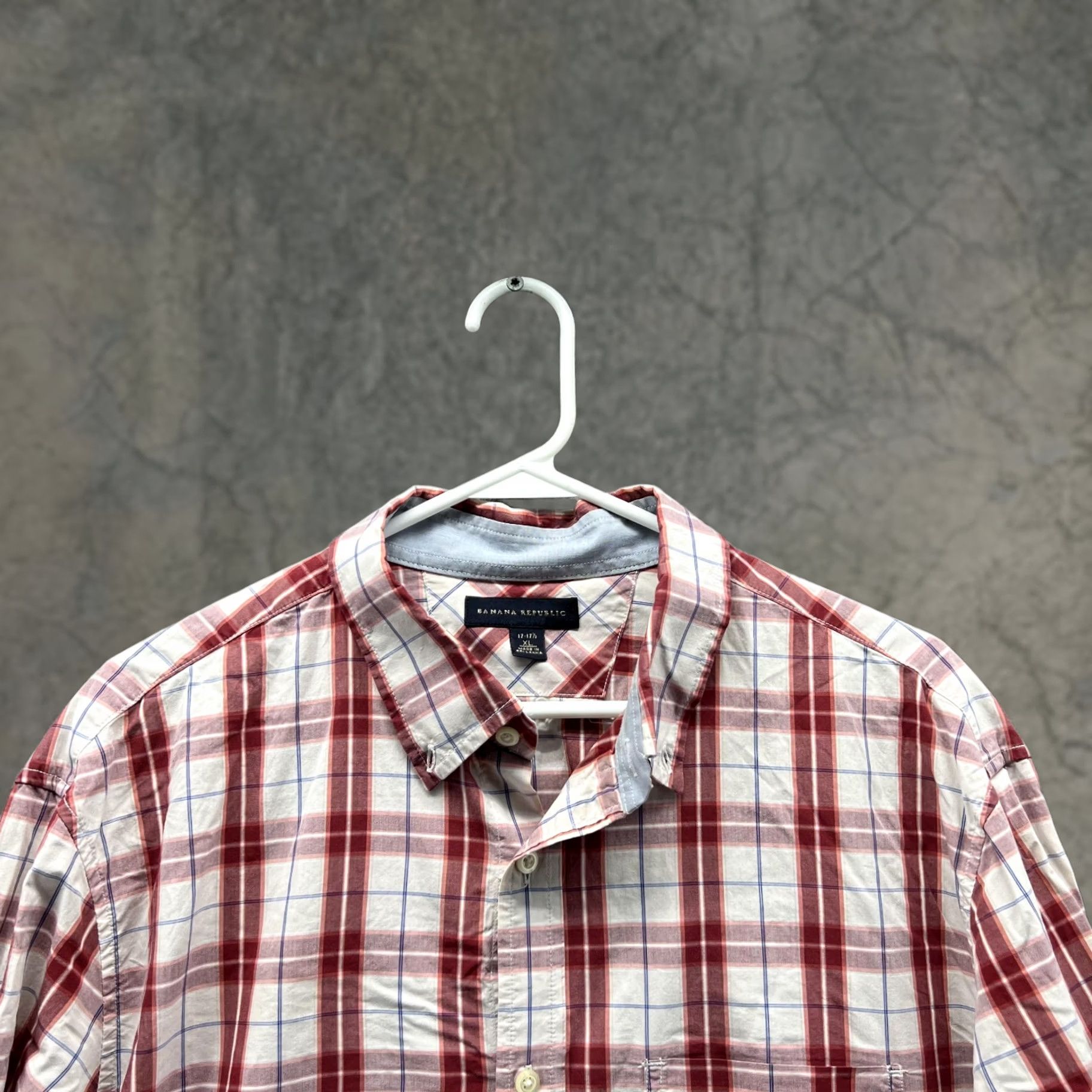 Banana Republic VINTAGE Banana Republic Shirt Mens Extra Large Plaid Red White Button-Down Preppy Size US XL / EU 56 / 4 - 1 Thumbnail