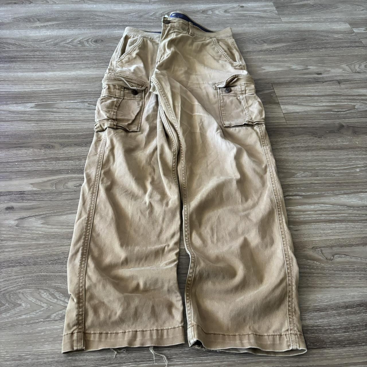 Vintage Crazy Vintage Y2K/2000s Khaki Tan Skater Essential Cargo Pants! 34x30 Size US 34 / EU 50 - 3 Thumbnail