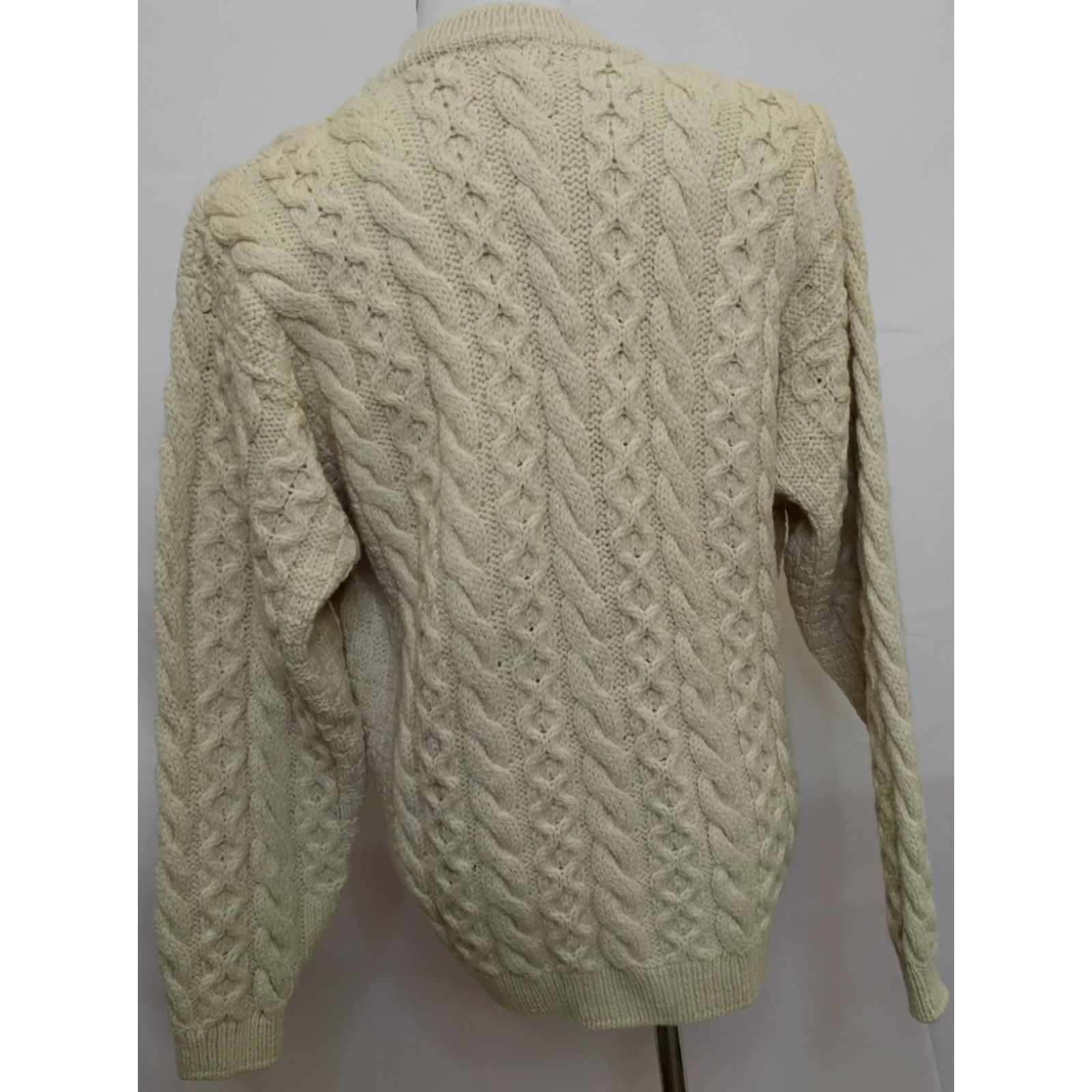 L.L. Bean L.L. Bean Fisherman Aran Sweater Men's L Wool Cableknit Size US L / EU 52-54 / 3 - 3 Thumbnail