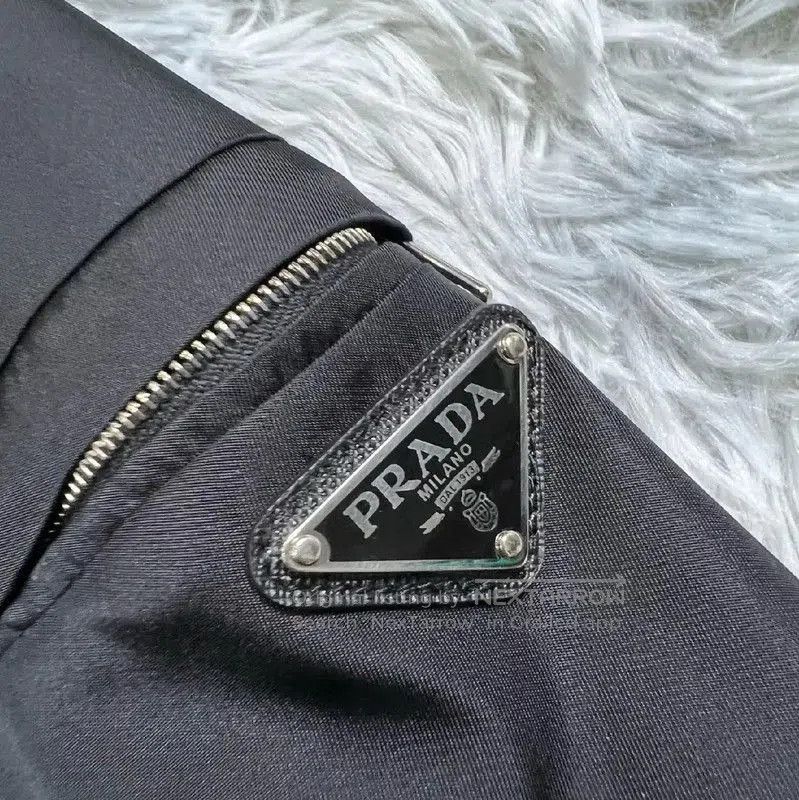 Prada Prada Black Men's Stylish Outerwear. Size US M / EU 48-50 / 2 - 5 Thumbnail