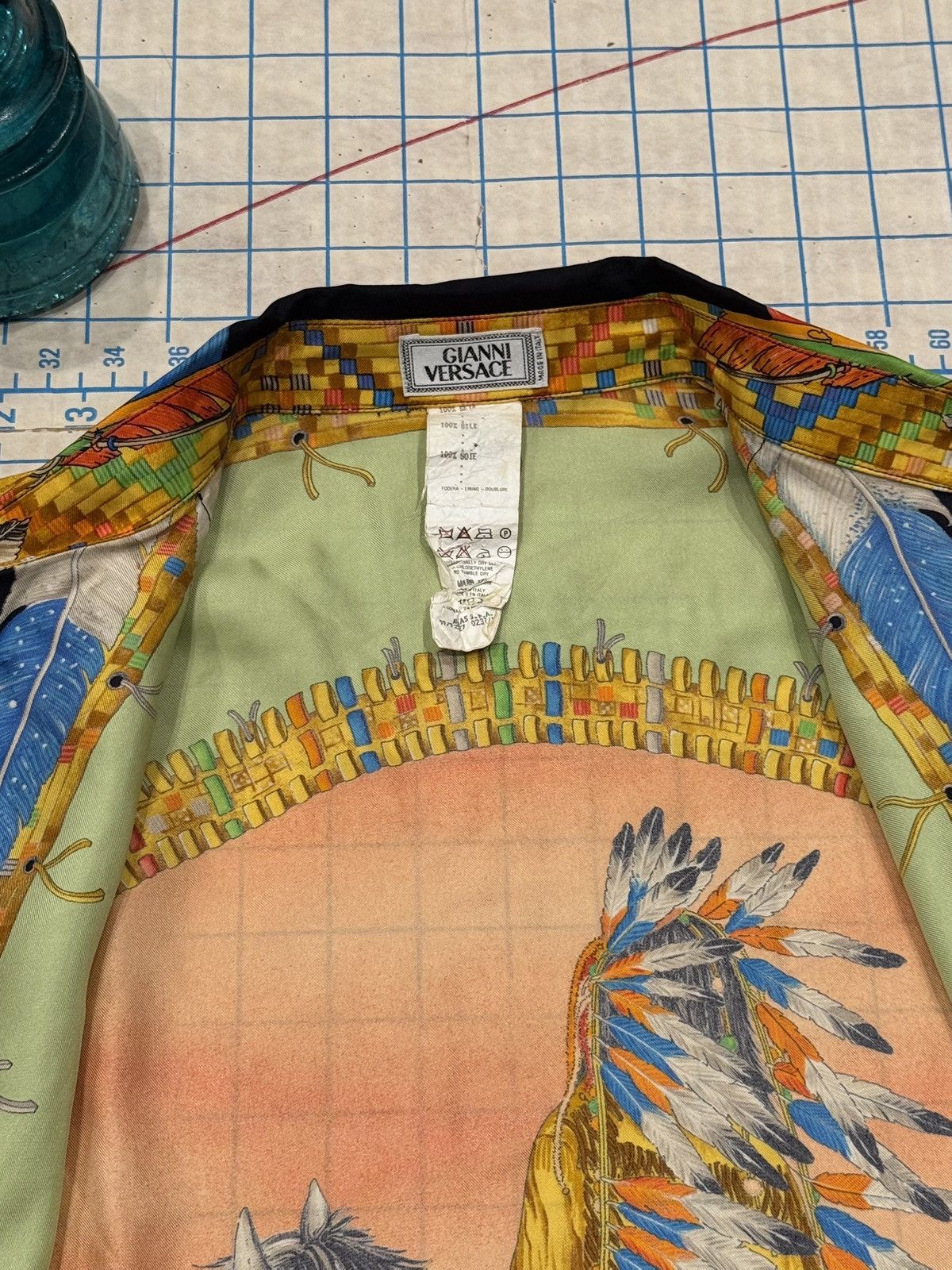 Versace Vintage Gianni Versace Native American Silk Button Up Shirt Size US L / EU 52-54 / 3 - 12 Thumbnail