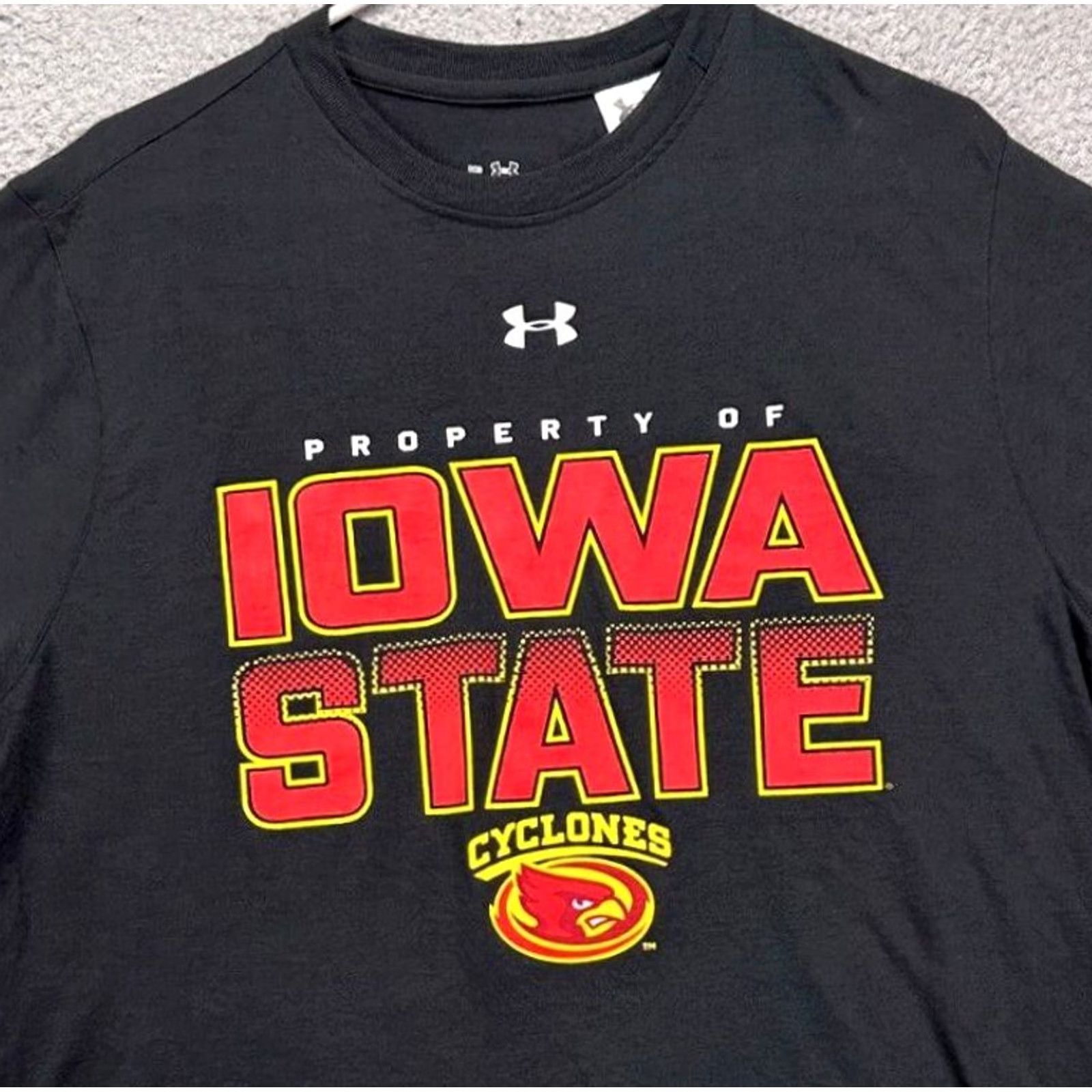 Under Armour Under Armour HeatGear Cyclones Tee Shirt Mens Medium Black Athletic Logo Shirt Size US M / EU 48-50 / 2 - 2 Thumbnail