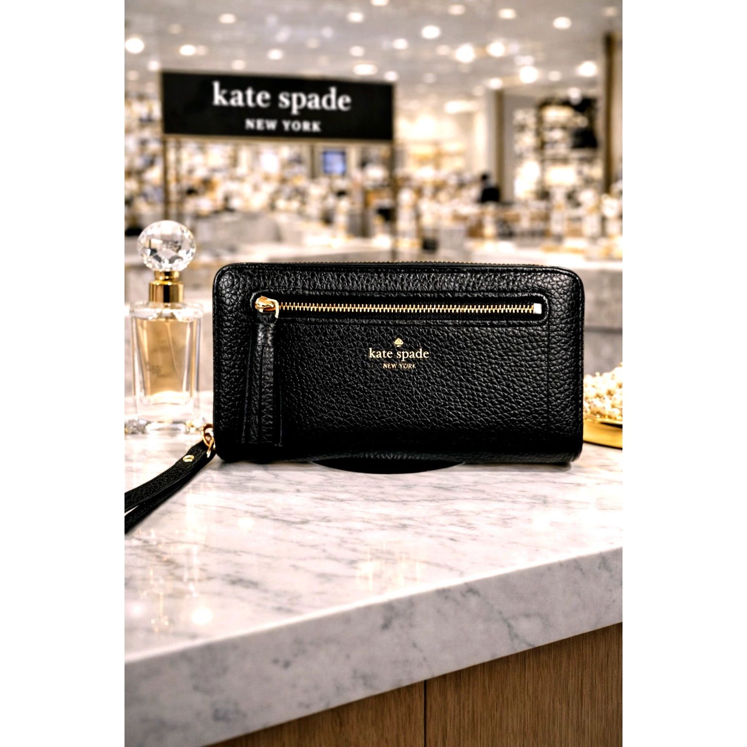Kate Spade Kate Spade Chester St Pebble Leather Zip Around Wallet Black Size ONE SIZE - 1 Thumbnail