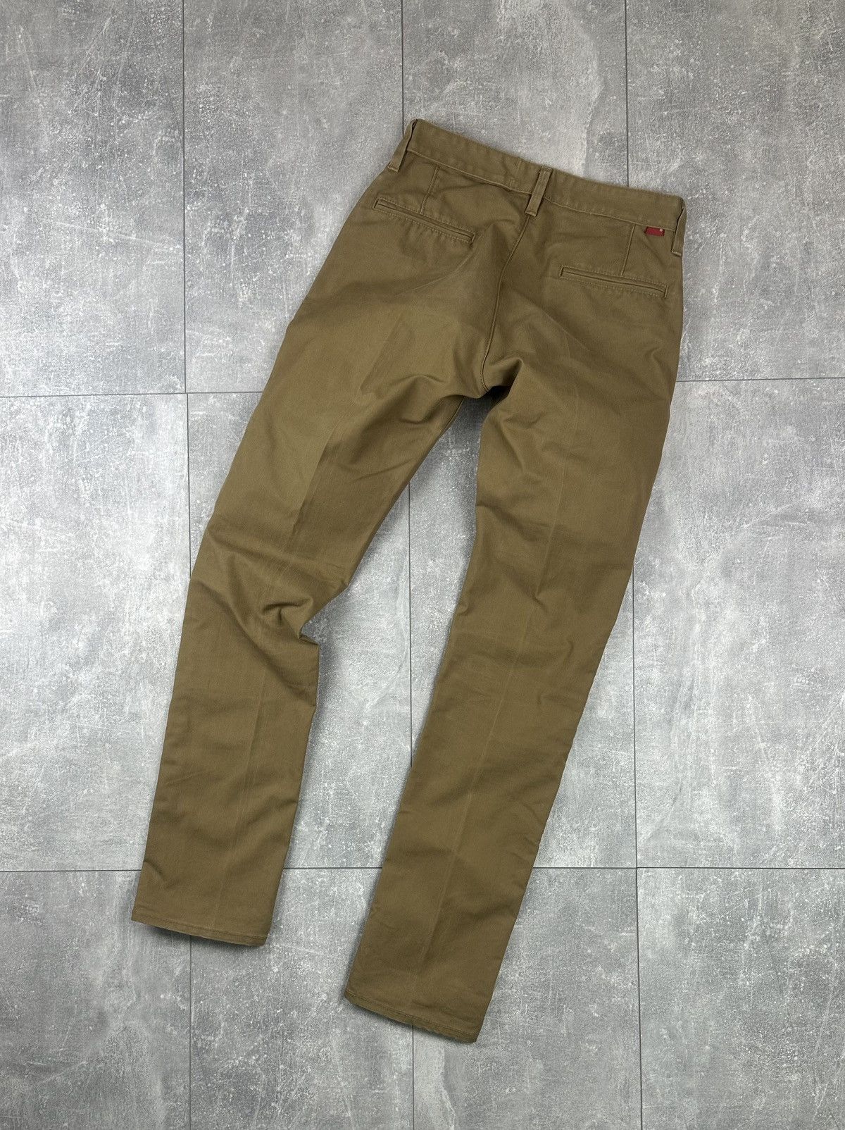 Levi's Levis 511 Slim Fit Commuter Beige Chino Pants Small Tab logo Size US 30 / EU 46 - 2 Thumbnail
