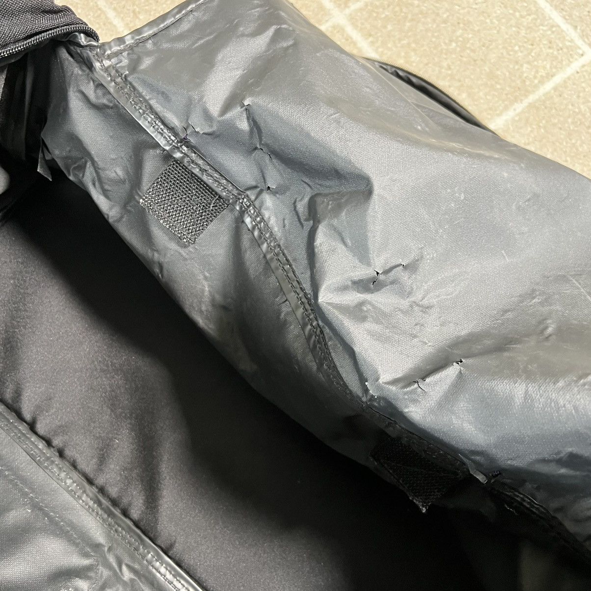 B.U.M Equipment Vintage BUM Equipment Duffle Bag Large Black Purple Gym Size ONE SIZE - 7 Thumbnail