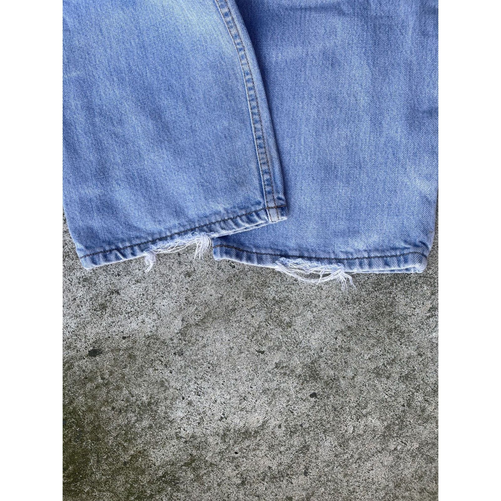 Levi's 90s Levi's Light Wash Thrashed Faded Distressed Jeans Size US 36 / EU 52 - 11 Thumbnail