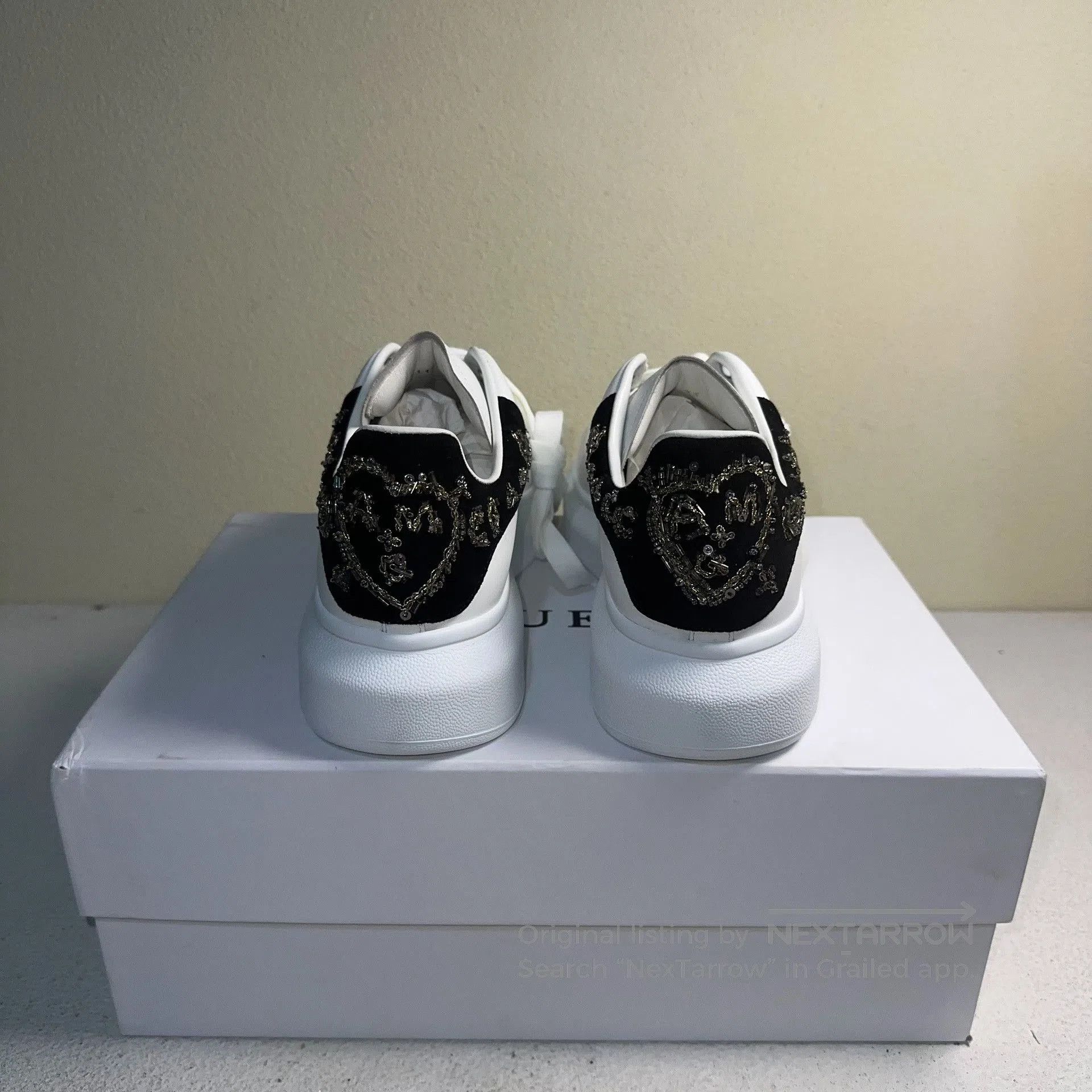 Alexander McQueen Alexander McQueen White Low-Top Sneakers. Size US 10 / EU 43 - 3 Thumbnail