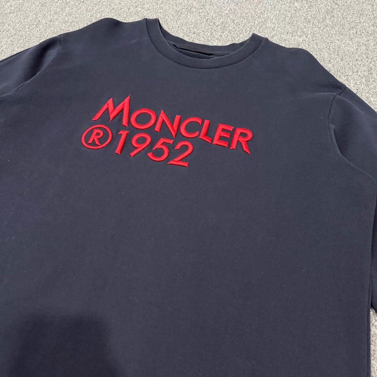 Moncler Moncler Navy chest embroidered logo sweatshirt 3XL Size US XXL / EU 58 / 5 - 3 Thumbnail