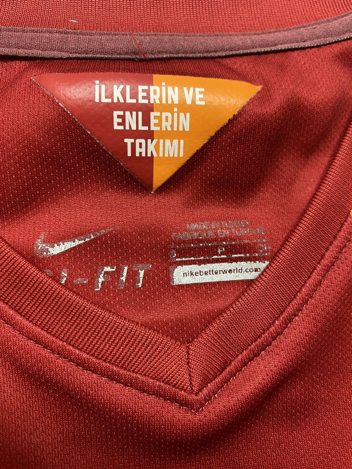 Nike Nike Galatasaray 2014-15 Home Longsleeve Soccer Jersey Size US S / EU 44-46 / 1 - 15 Thumbnail