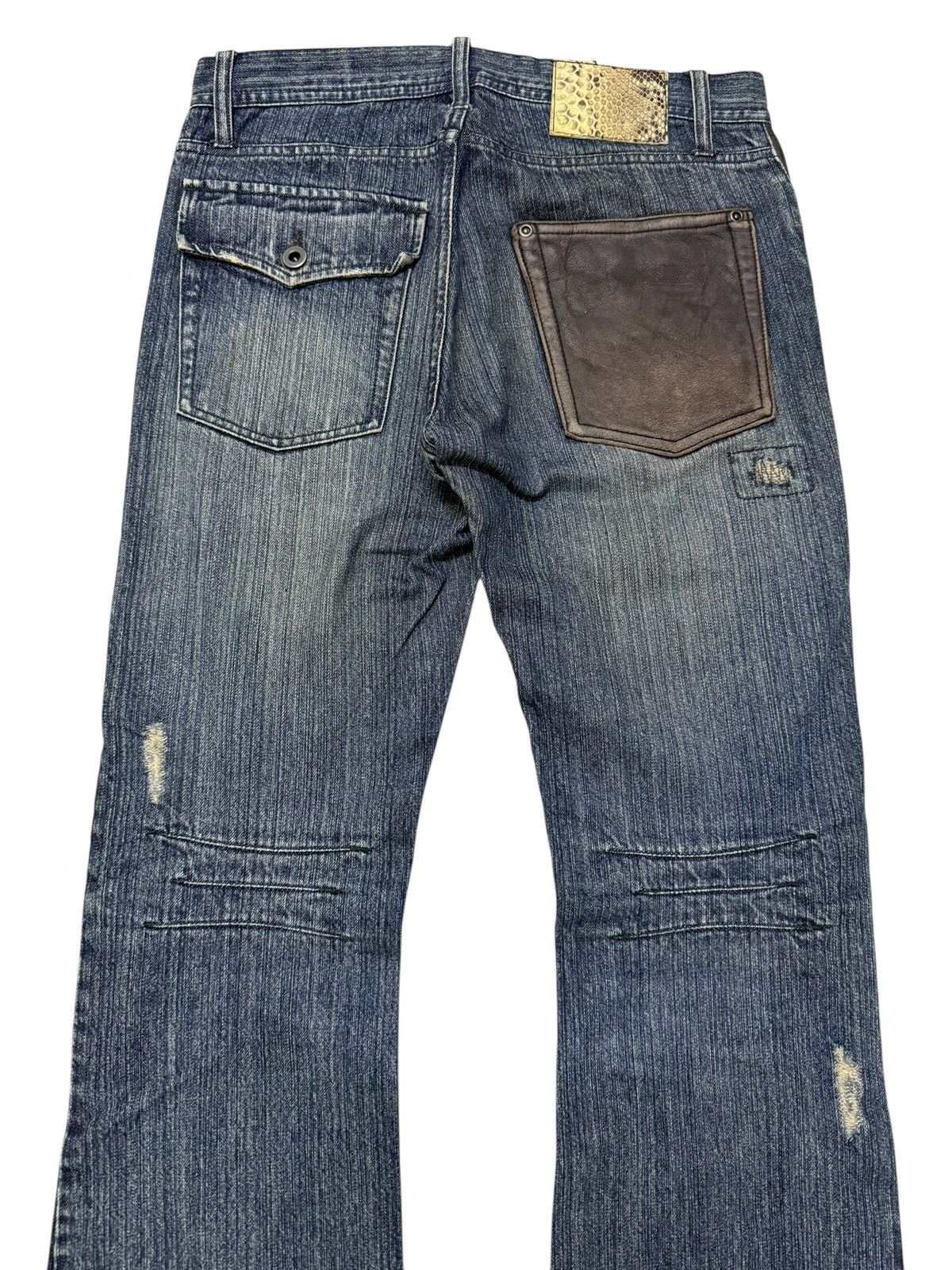 Le Grande Bleu (L.G.B.) Flared Jeans Rupert Difference Distressed Rare Design Denim Size US 30 / EU 46 - 18 Thumbnail