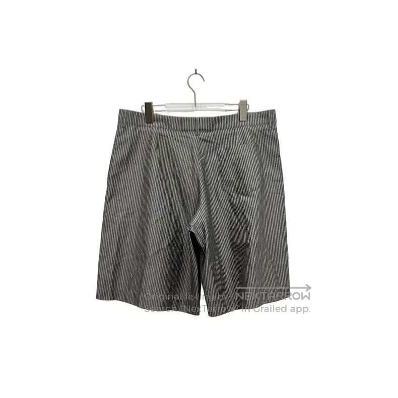 Dior Dior Grey striped casual shorts Size US 38 / EU 54 - 2 Thumbnail