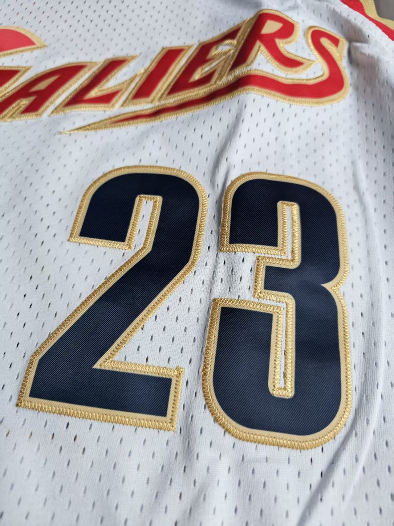 NBA #23 LeBron James Jersey Cavaliers 2003 04 Size US L / EU 52-54 / 3 - 5 Thumbnail