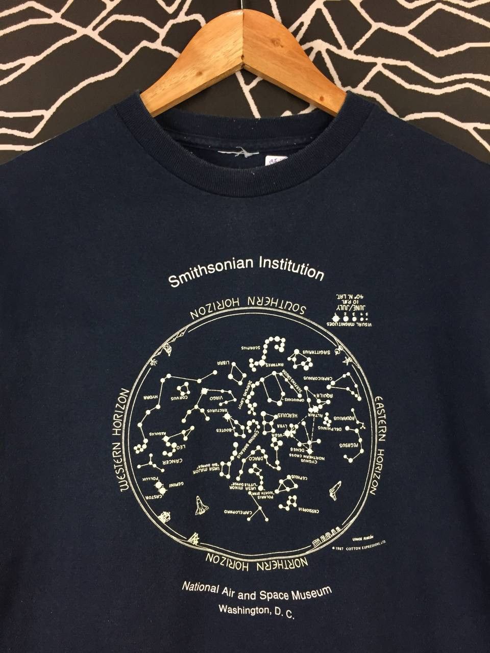 Vintage Vtg Smithsonian Institution National Air & Space Museum Tee Size US M / EU 48-50 / 2 - 3 Thumbnail