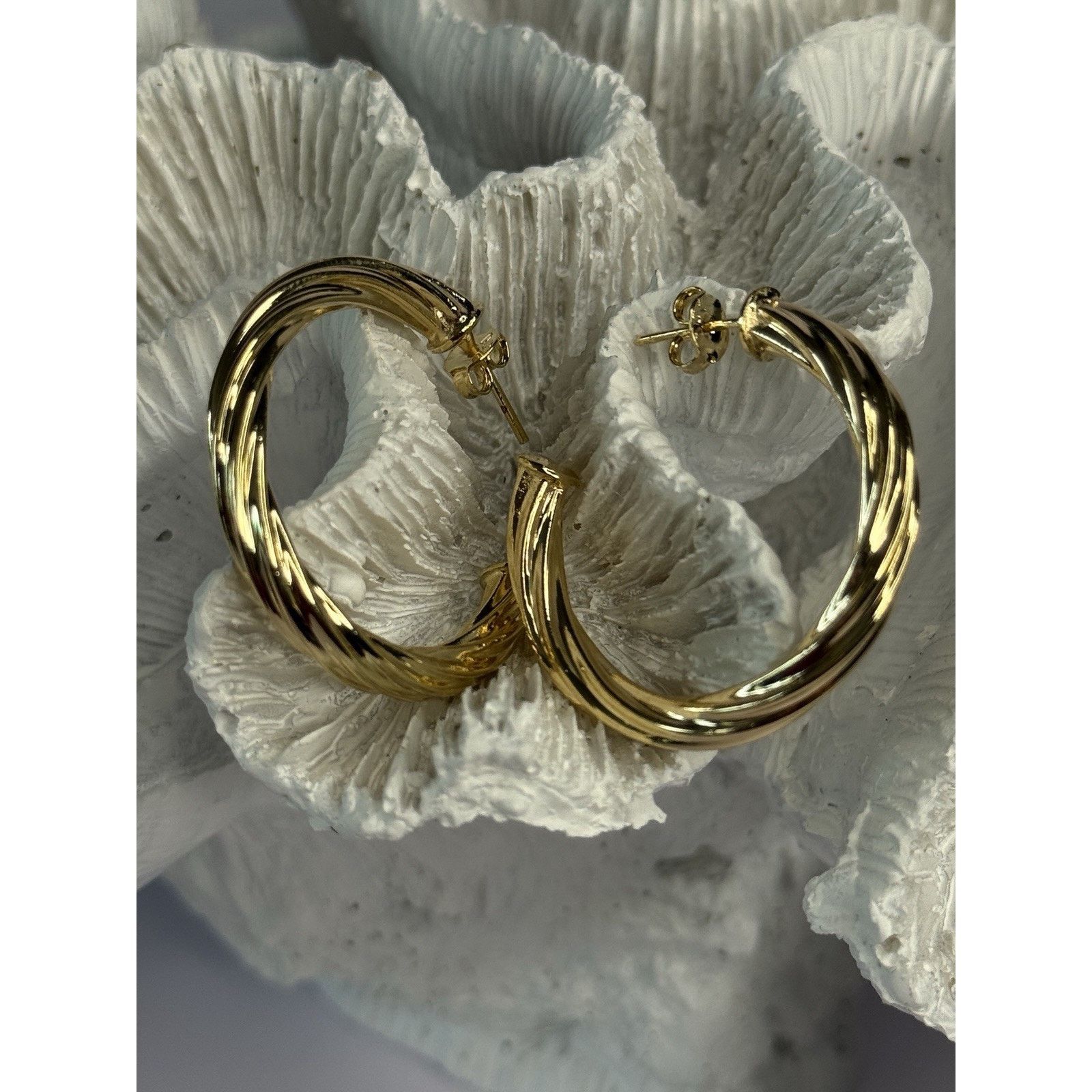 Jewelry GOLD PLATED EARRINGS LENGTH 1.25 INCH Size ONE SIZE - 4 Thumbnail