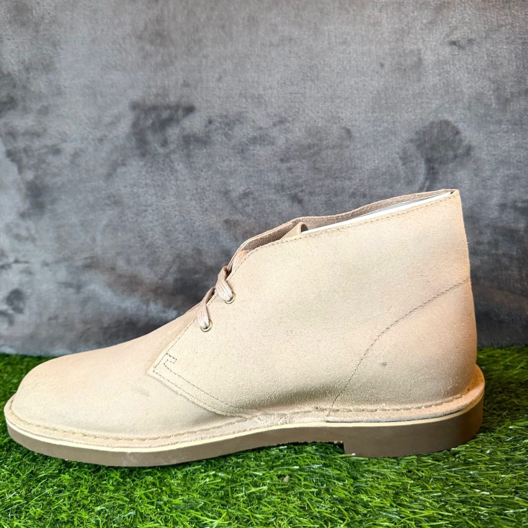 Clarks Clarks Shepton Desert Boot Suede Taupe Distressed Ankle Mens 11.5 M Leather Fabric Cushioned Comfort Casual Workwear Preppy Size US 11 / EU 44 - 4 Thumbnail