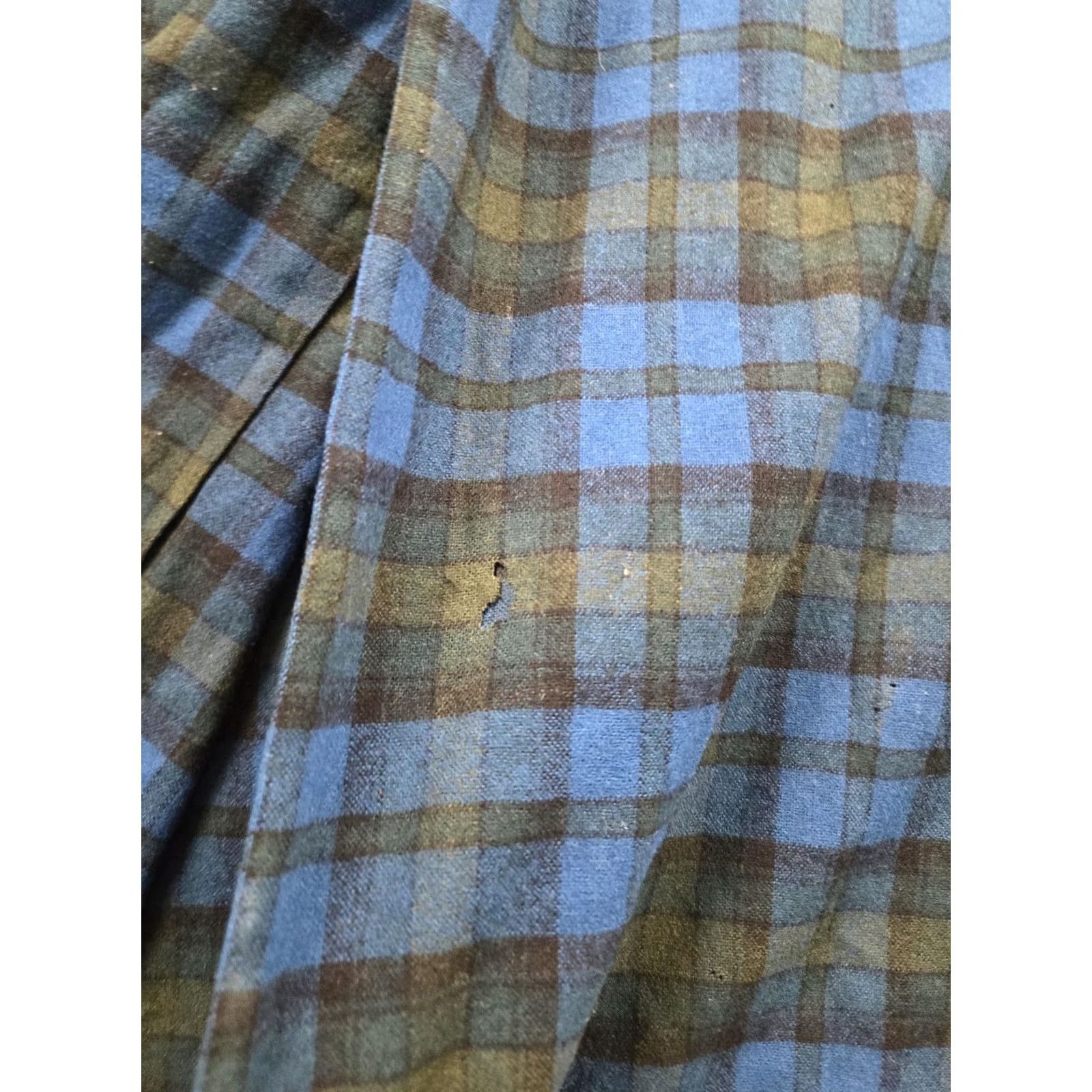 Pendleton VINTAGE Pendleton Robe Shirt? (Note: Unable to determine) Size US M / EU 48-50 / 2 - 5 Thumbnail