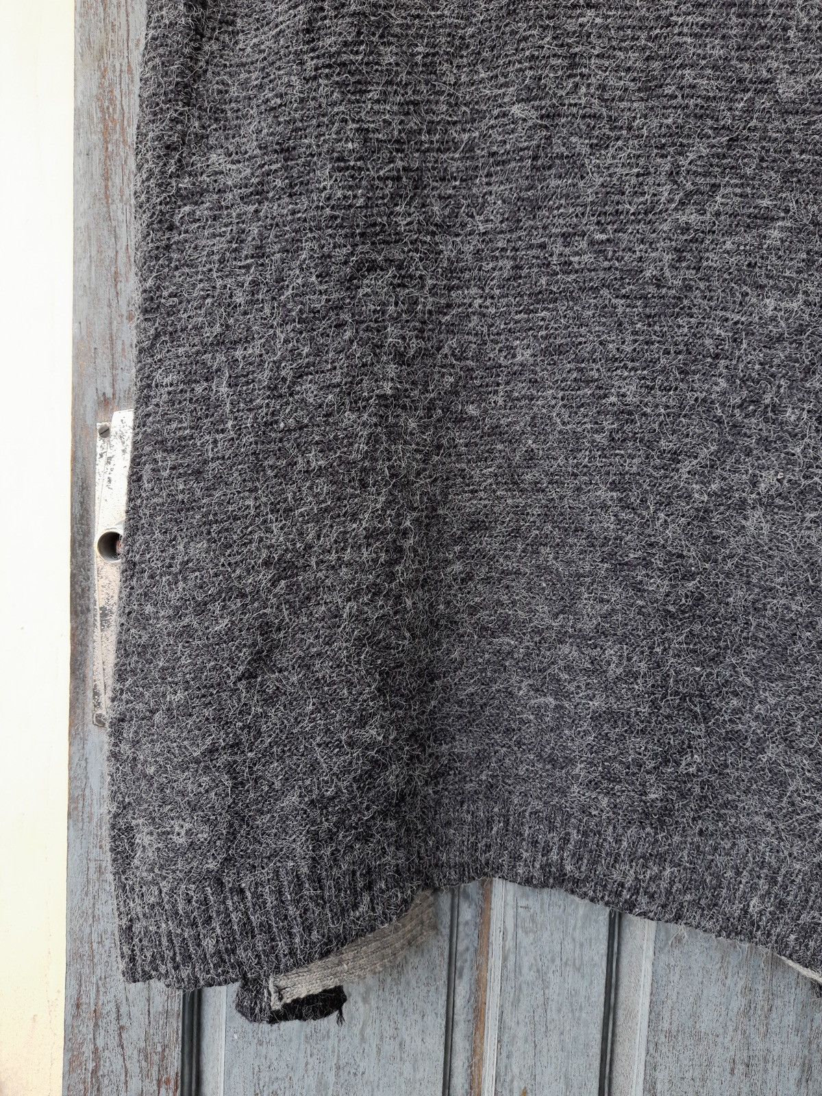 Japanese Brand Vintage Knit Hoodie Vest Elegant Rainbow Grunge Layering Y2K Size US M / EU 48-50 / 2 - 12 Thumbnail