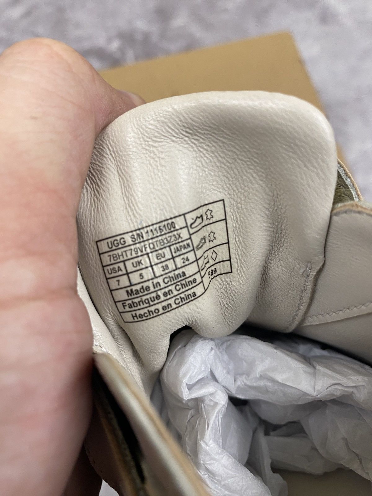 Eckhaus Latta Ugg X Eghaus Latta Square Toe Leather Low Top Sneakers 38 Size US 8 / IT 38 - 4 Thumbnail
