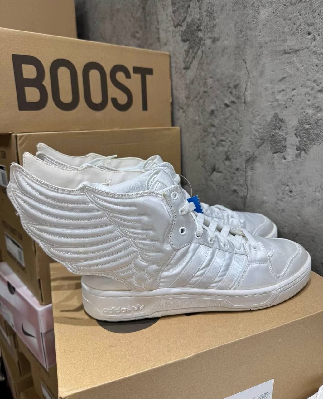Jeremy Scott adidas Jeremy Scott Wings Silk Wings Shoes 2.0, Pure White Size US 10 / EU 43 - 1 Thumbnail