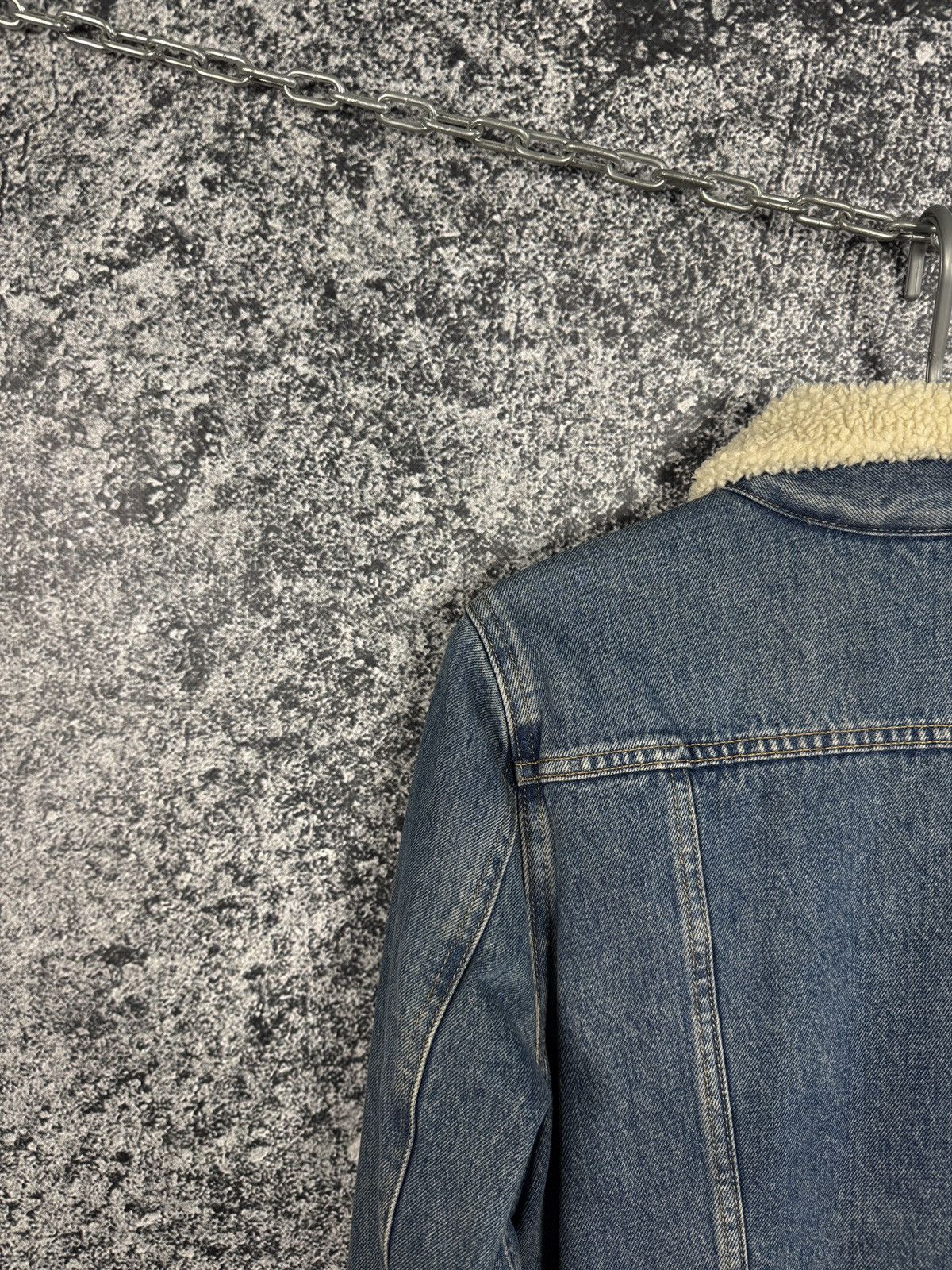Levi's Women’s Levi’s Sherpa Trucker Denim Jacket Size L Size L / US 10 / IT 46 - 15 Thumbnail