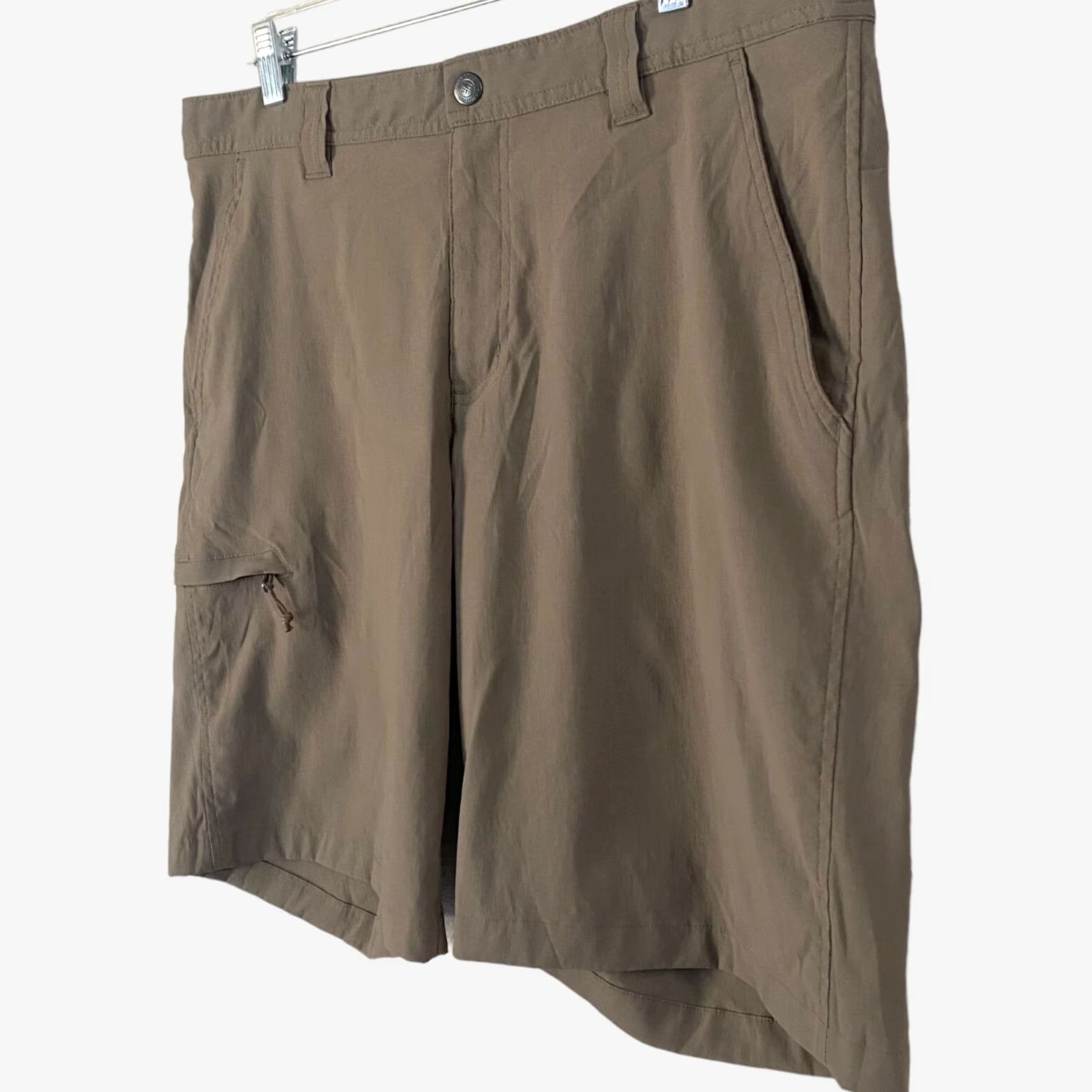 Vintage Columbia Hiking Shorts Mens 36 Tan Ripstop Nylon Cargo Short Outdoor Activewear 5-Pocket Pockets Logo Button Zip Fly Size US 36 / EU 52 - 3 Thumbnail