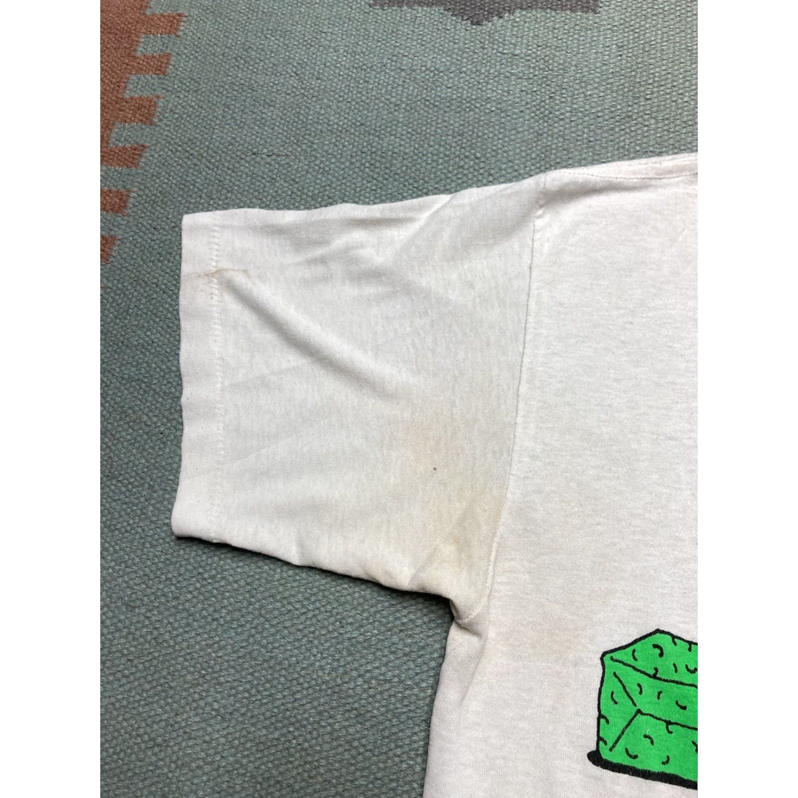 Vintage VINTAGE 90s graphic t shirt oversized sleep neon cats animal tee cute soft OSFA shirt Womens One Size White 90s Oversized Cats Size ONE SIZE - 6 Thumbnail