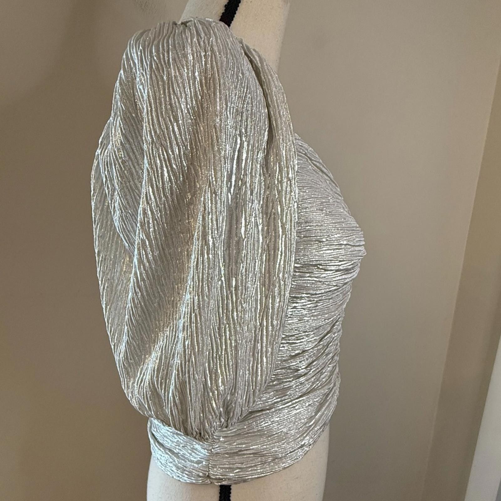 Lulus Lulus silver shimmery crop top shirred ruching SZ SM Size S / US 4 / IT 40 - 2 Thumbnail