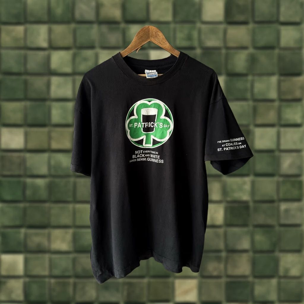 Vintage VINTAGE Screen Stars 1997 Guinness Patrick`s Day Shirt Mens XL Black Short Sleeve Logo 90s Merch T-Shirt Size US XL / EU 56 / 4 - 1 Thumbnail