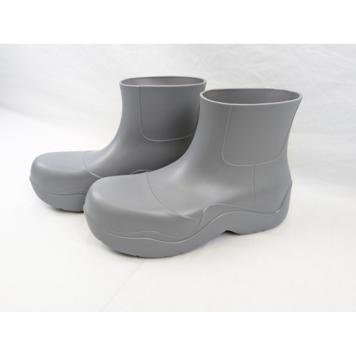 Bottega Veneta o1rshd1 Rubber Matt Puddle Boots in Vapor Size US 11 / EU 44 - 18 Thumbnail