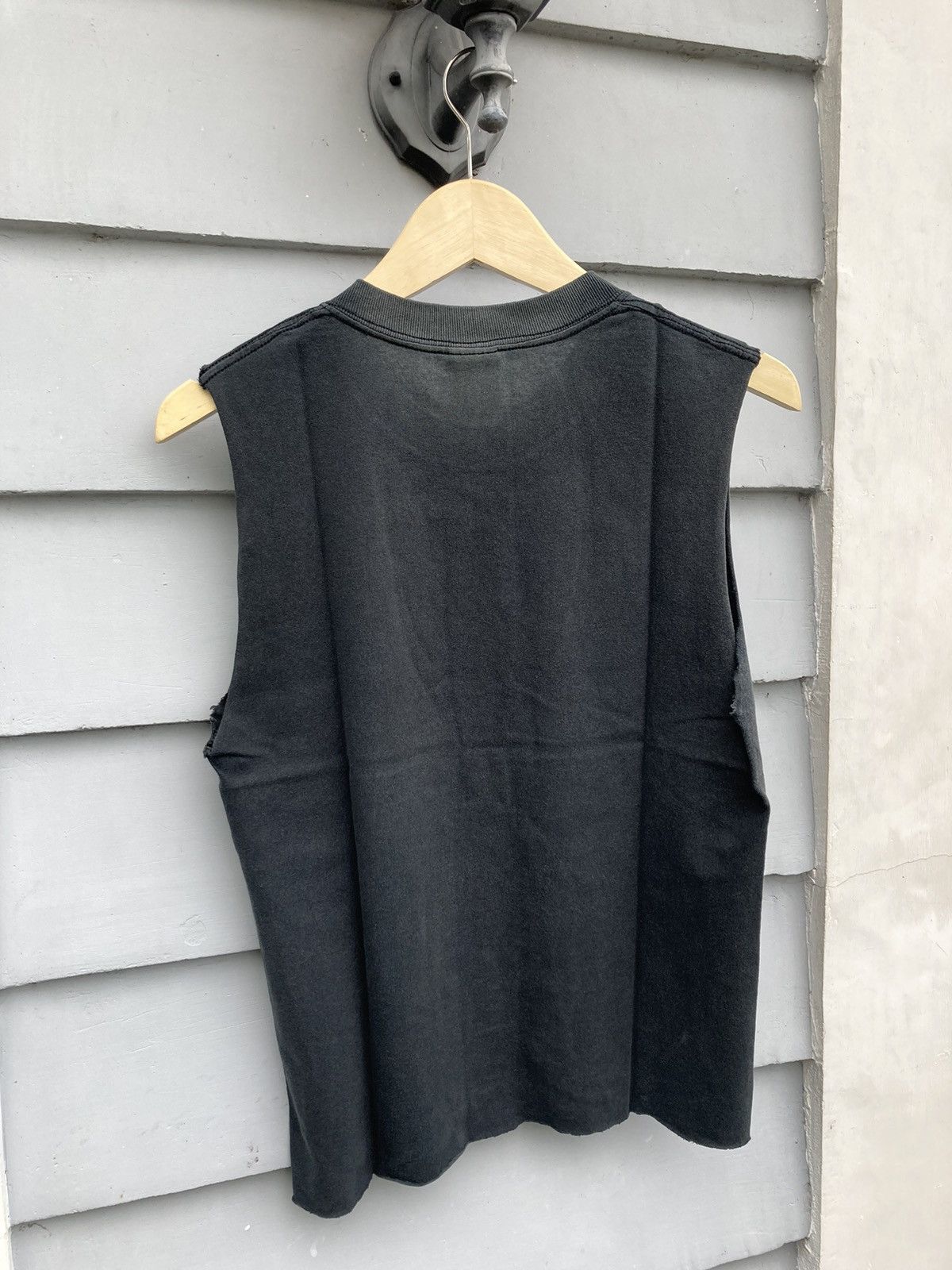 Band Tees Vintage Guns N’ Roses ©️2004 Sun Faded Rock Star Sleeveless Size US S / EU 44-46 / 1 - 13 Thumbnail