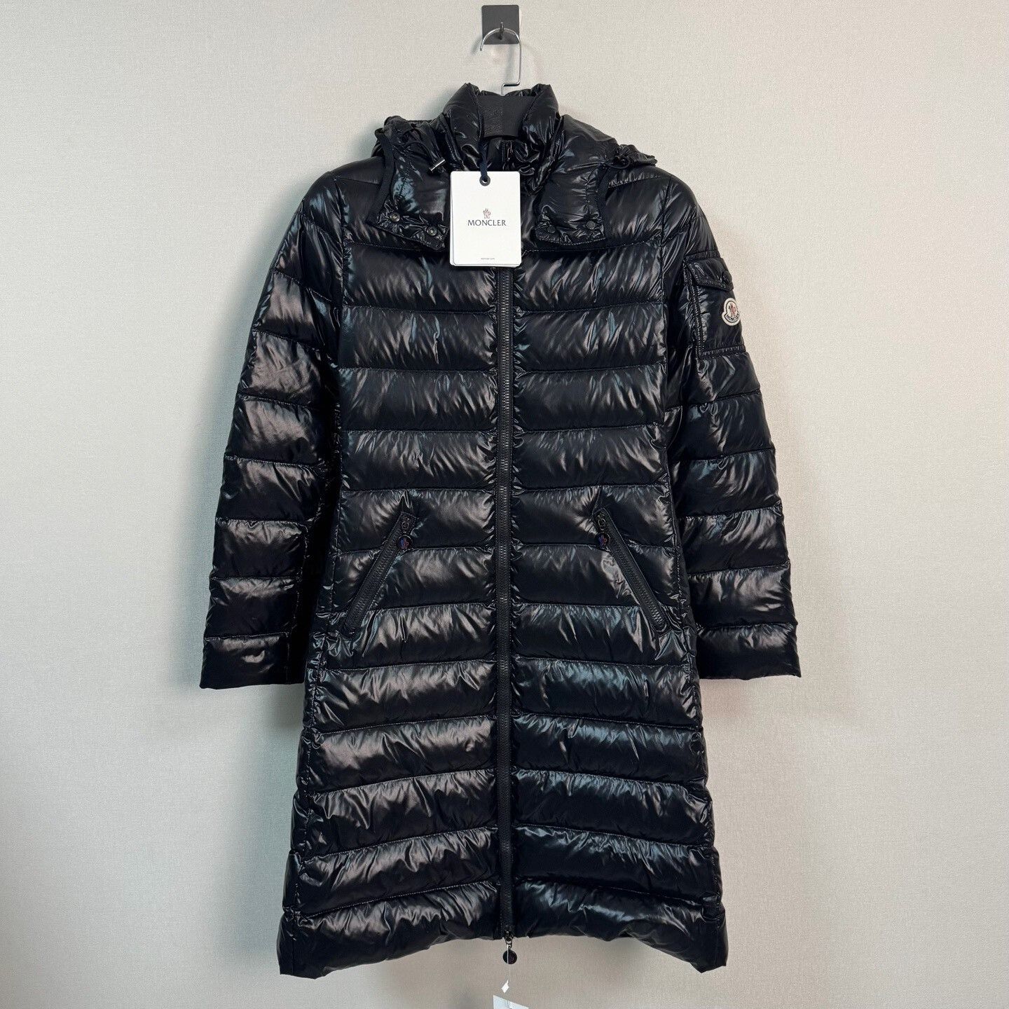Moncler moncler black shiny puffer coat Size M / US 6-8 / IT 42-44 - 1 Thumbnail