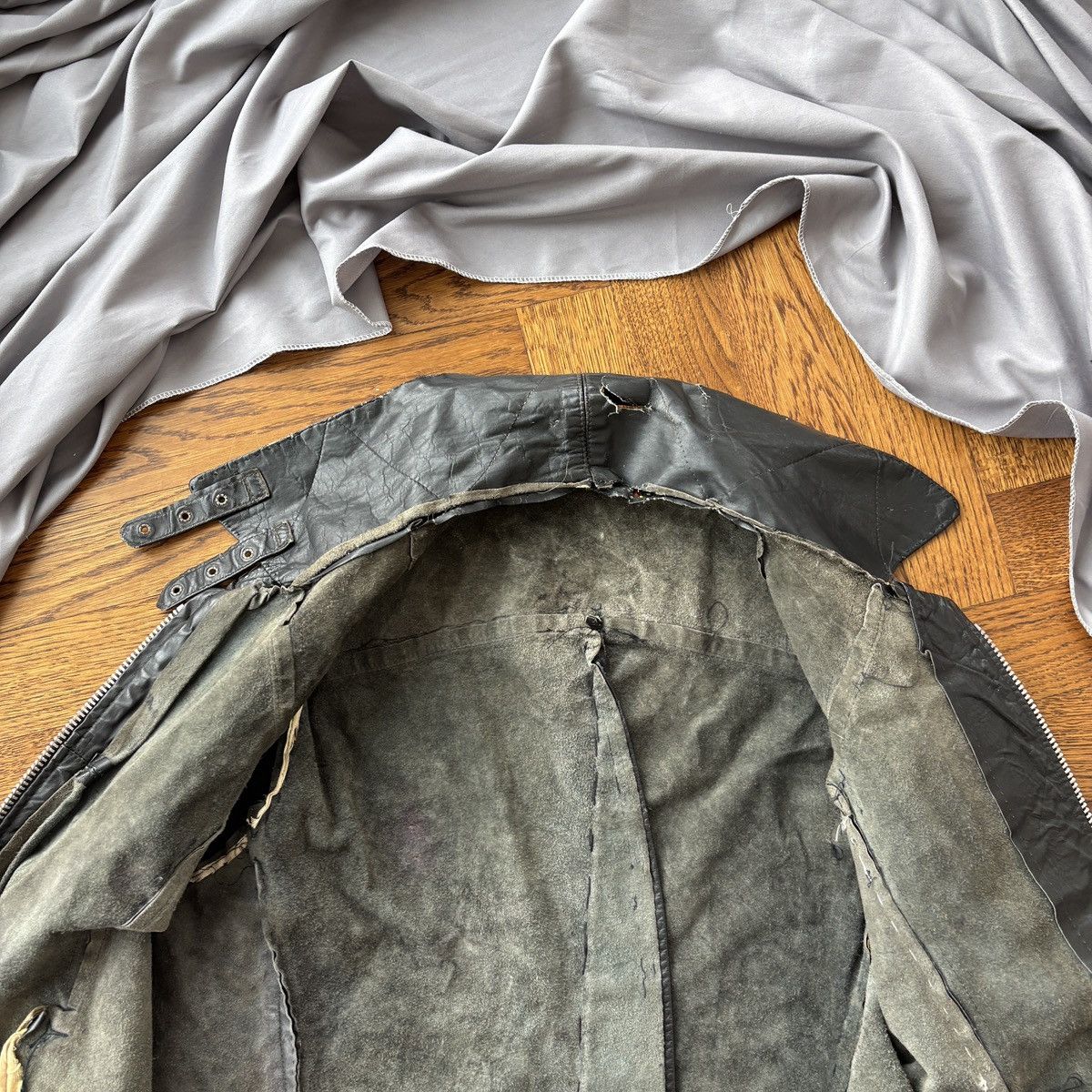 Vintage Trashed Leather Jacket Crust Punk Vintage Moto Paint Splat Size US S / EU 44-46 / 1 - 8 Thumbnail
