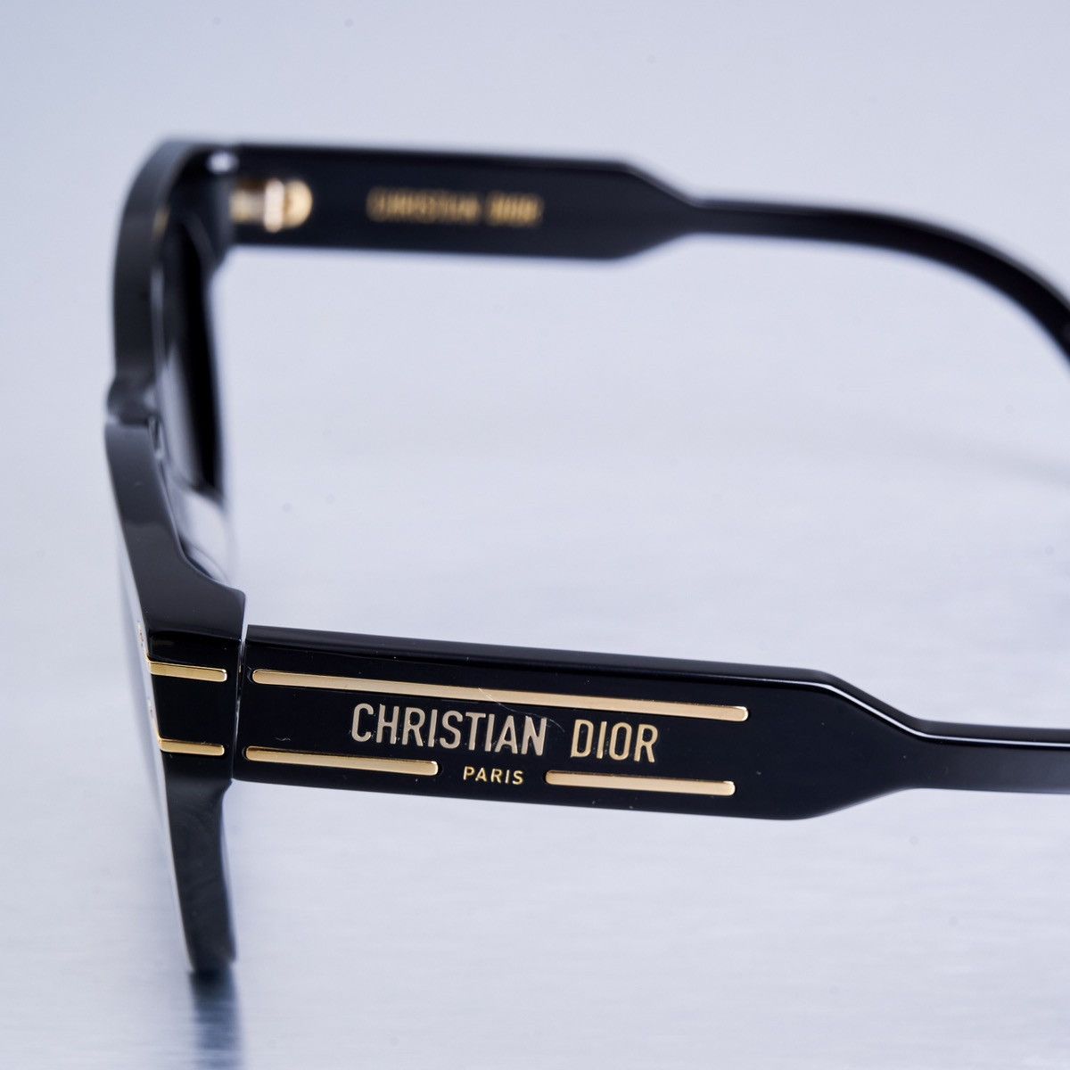 Dior DIOR DIORSIGNATURE B4I 10A0 SUNGLASSES Size ONE SIZE - 3 Thumbnail