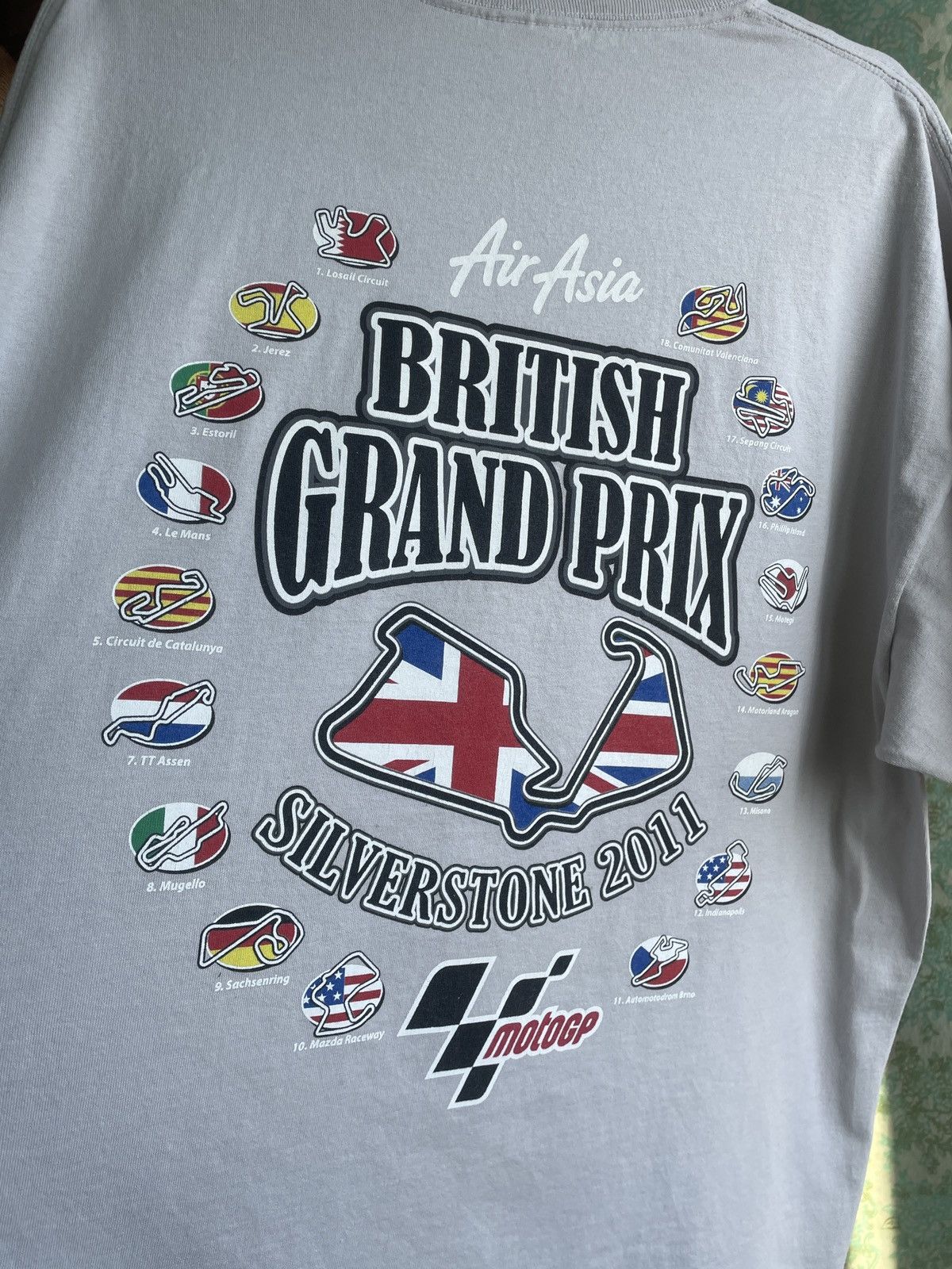 Gildan Moto GP Air Asia British Grand Prix Silverstone 2011 t shirt Size US XL / EU 56 / 4 - 11 Thumbnail