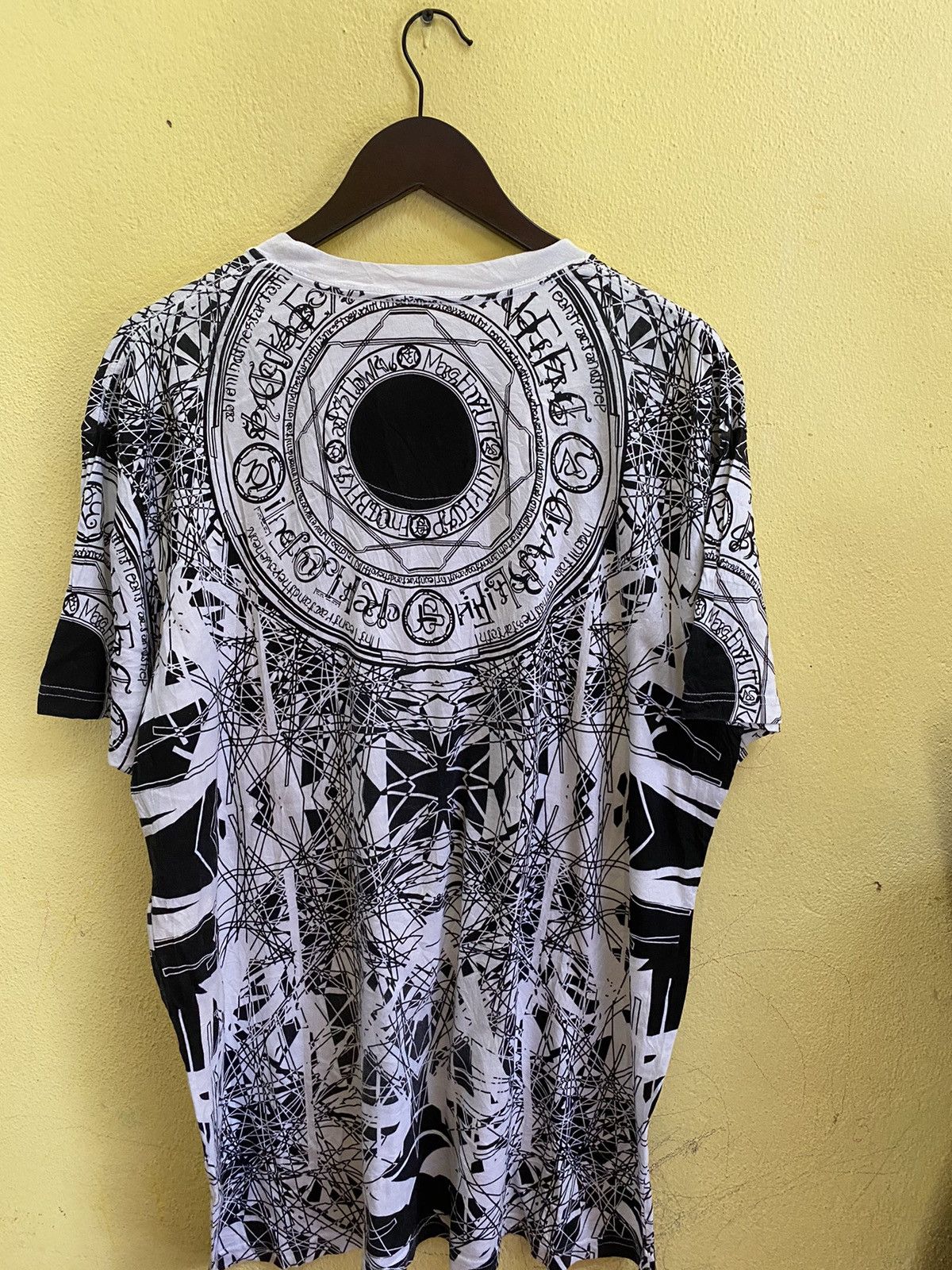 Other Paradox tshirt Size US L / EU 52-54 / 3 - 1 Thumbnail
