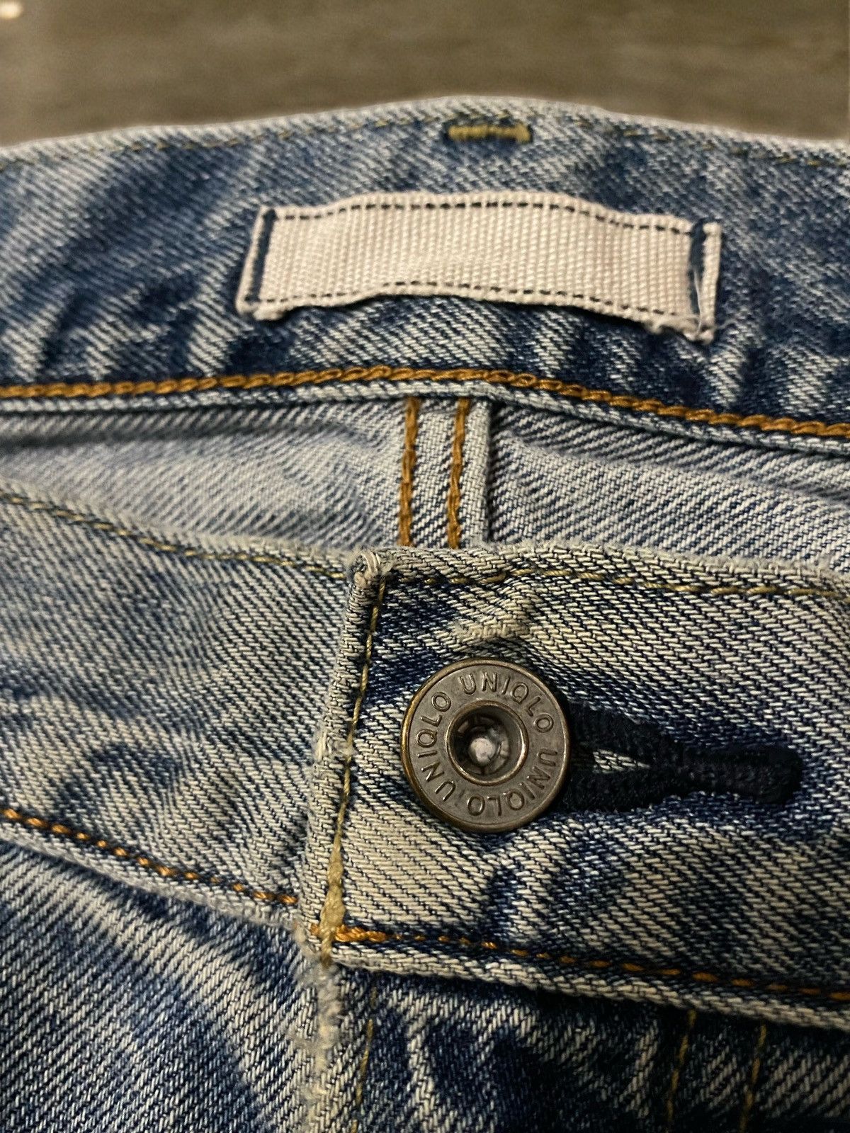 Japanese Brand × Uniqlo Uniqlo Japan Selvedge Dirty Wash Blue Ripped Jeans Denim Size US 38 / EU 54 - 12 Thumbnail