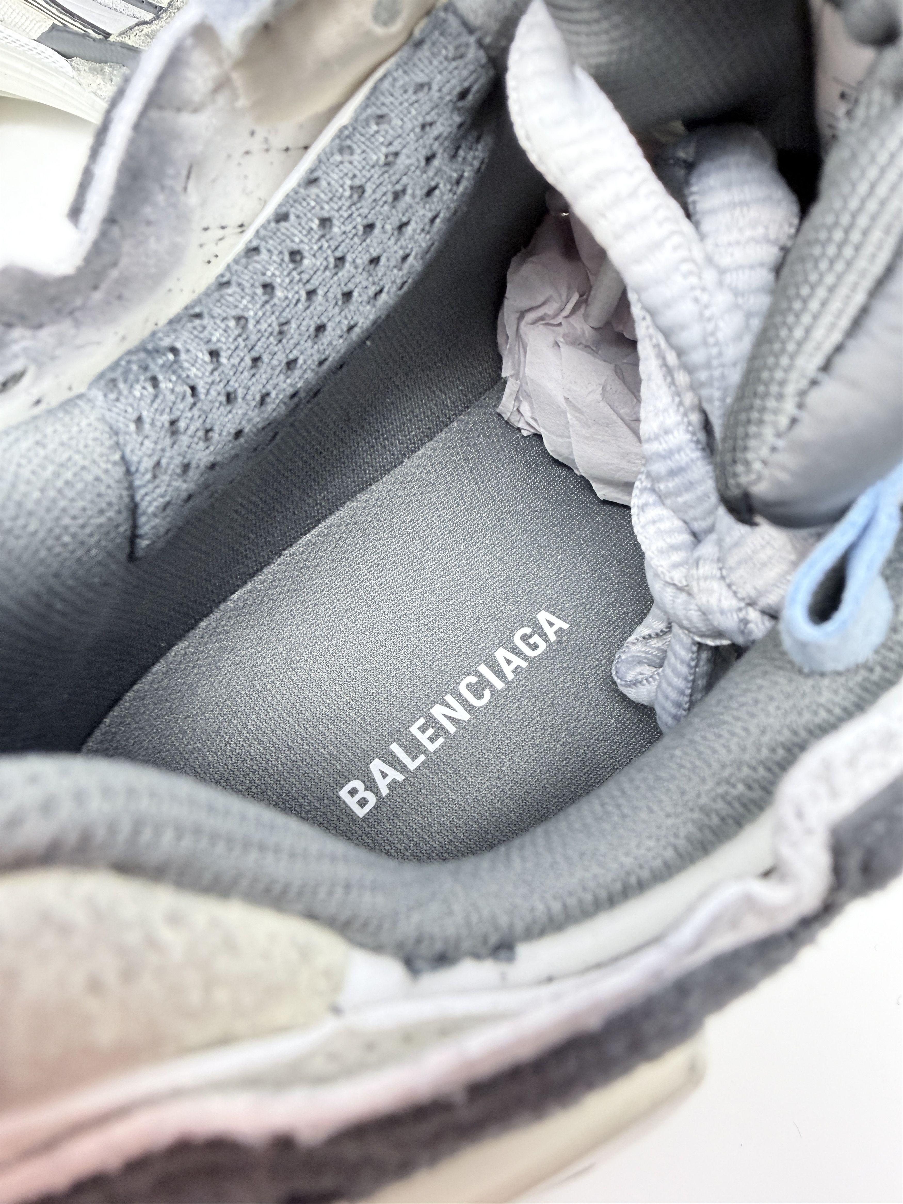 Balenciaga Balenciaga Runner 1.0 Nylon Suede White Blue Gray Size US 8 / EU 41 - 8 Thumbnail