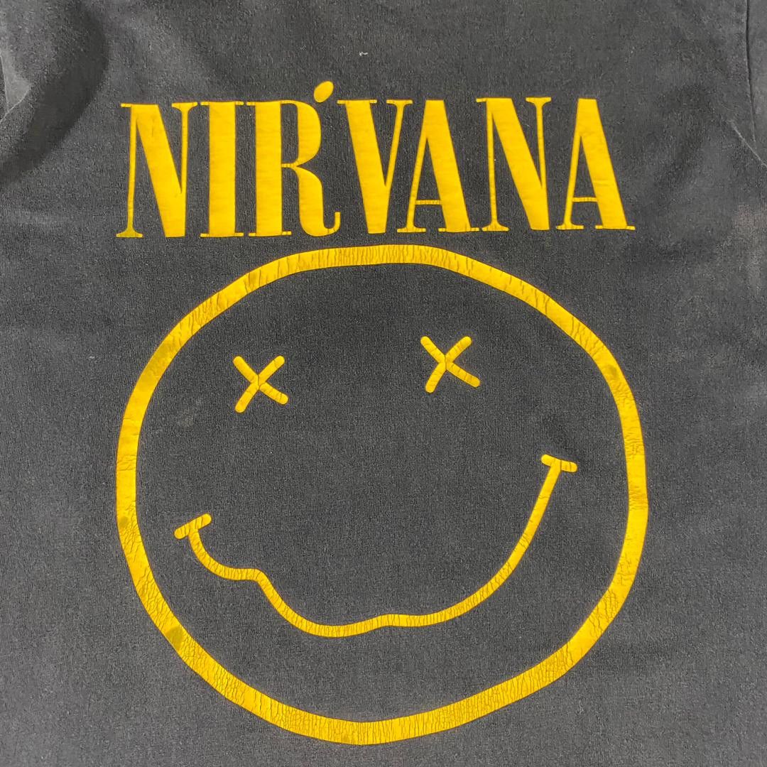 Nirvana Vintage Nirvana Nevermind Smile Tshirt Size US S / EU 44-46 / 1 - 9 Thumbnail