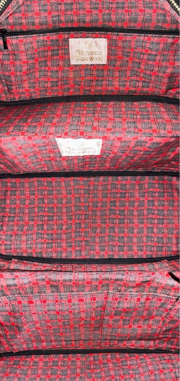 Vivienne Westwood Vivienne Westwood size os Classic black, red, and gray plai Size ONE SIZE - 6 Thumbnail