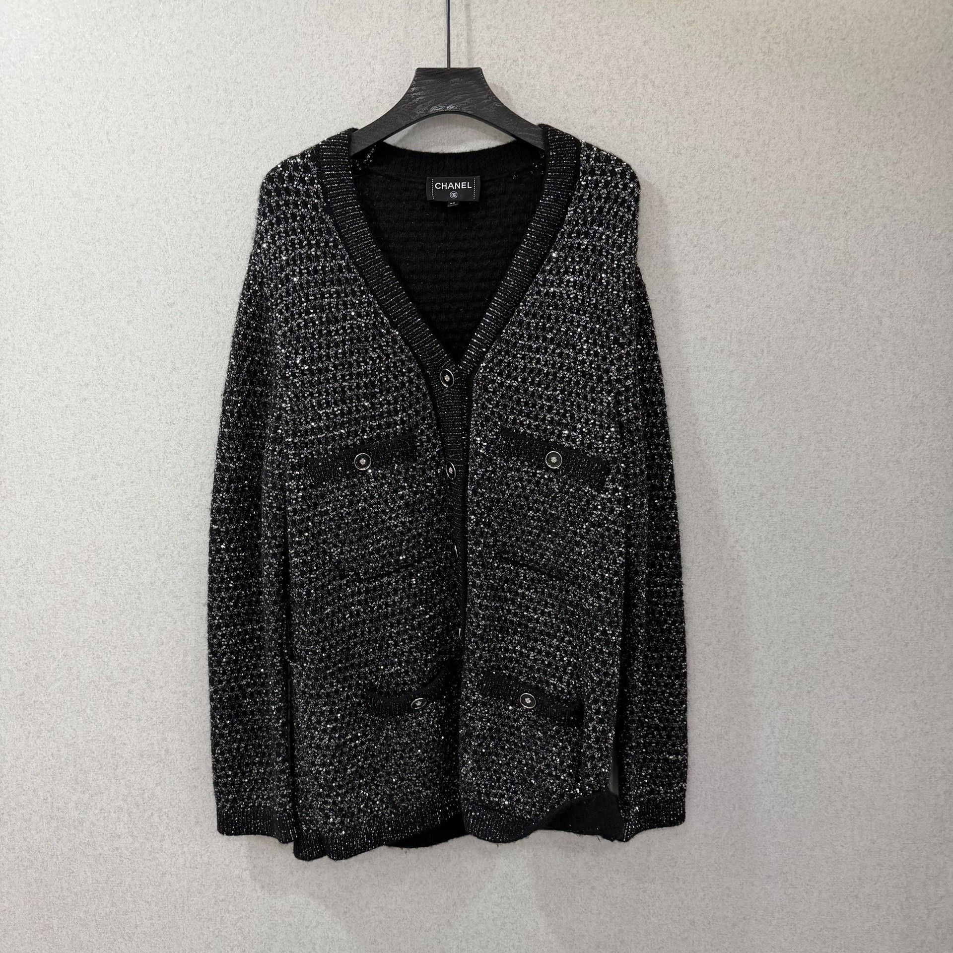 Chanel Chanel Knit Black Sweater it_38 Women Size XS / US 0-2 / IT 36-38 - 1 Thumbnail