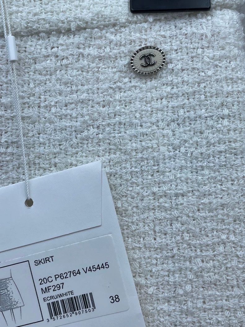Chanel Chanel Classic Large Pocket Skirt -2505 Size 35" - 4 Thumbnail