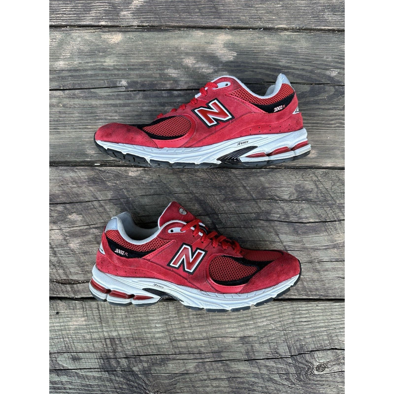 New Balance New Balance 2002R Team Red - Size 8.5 Size US 8.5 / EU 41-42 - 2 Thumbnail