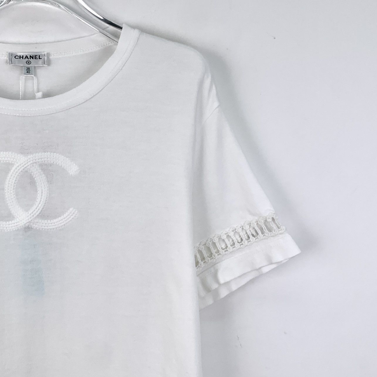 Chanel Chanel White Logo Embroidered Cotton T-Shirt Size S / US 4 / IT 40 - 3 Thumbnail