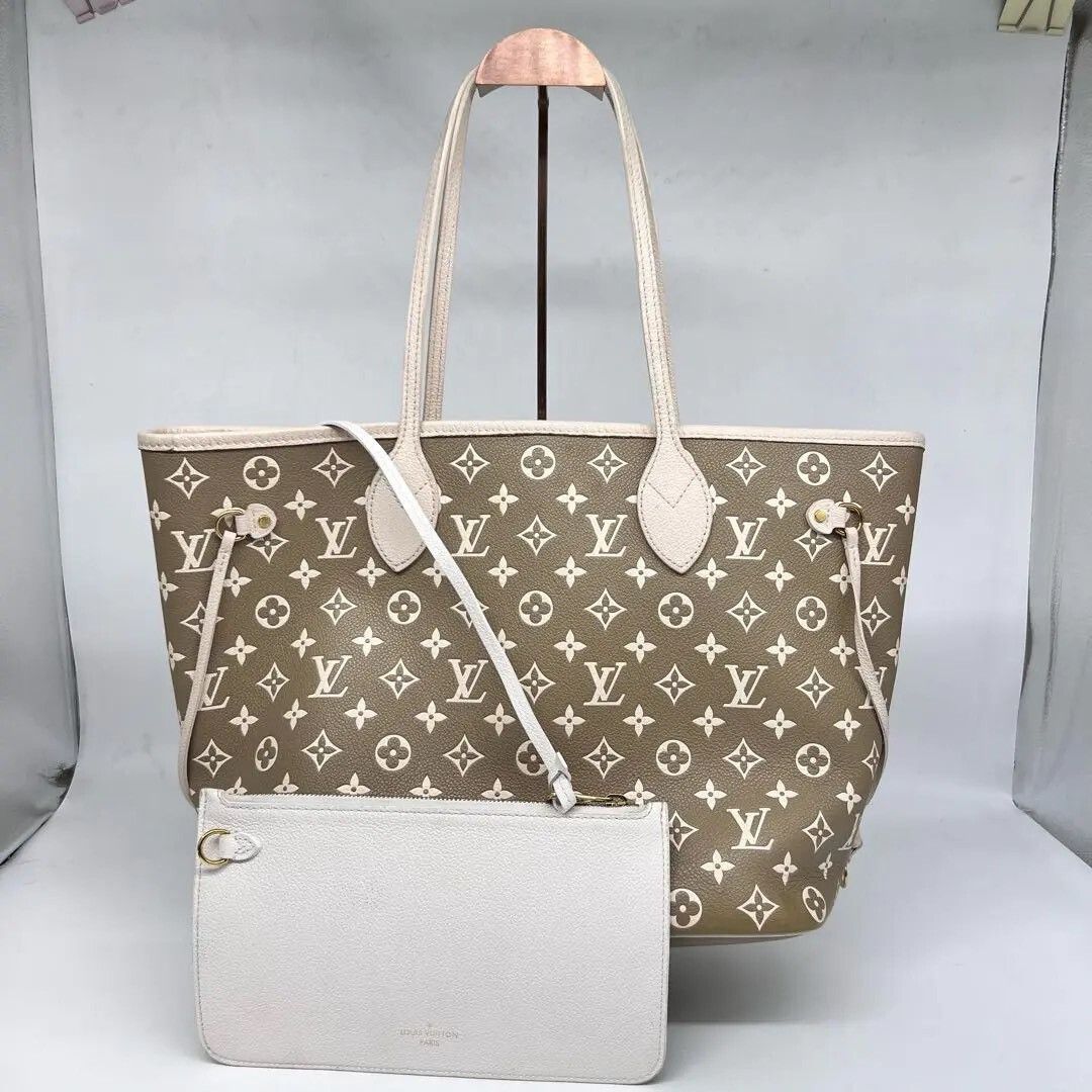 Louis Vuitton Pre-loved Bag Very good condition Size ONE SIZE - 1 Thumbnail